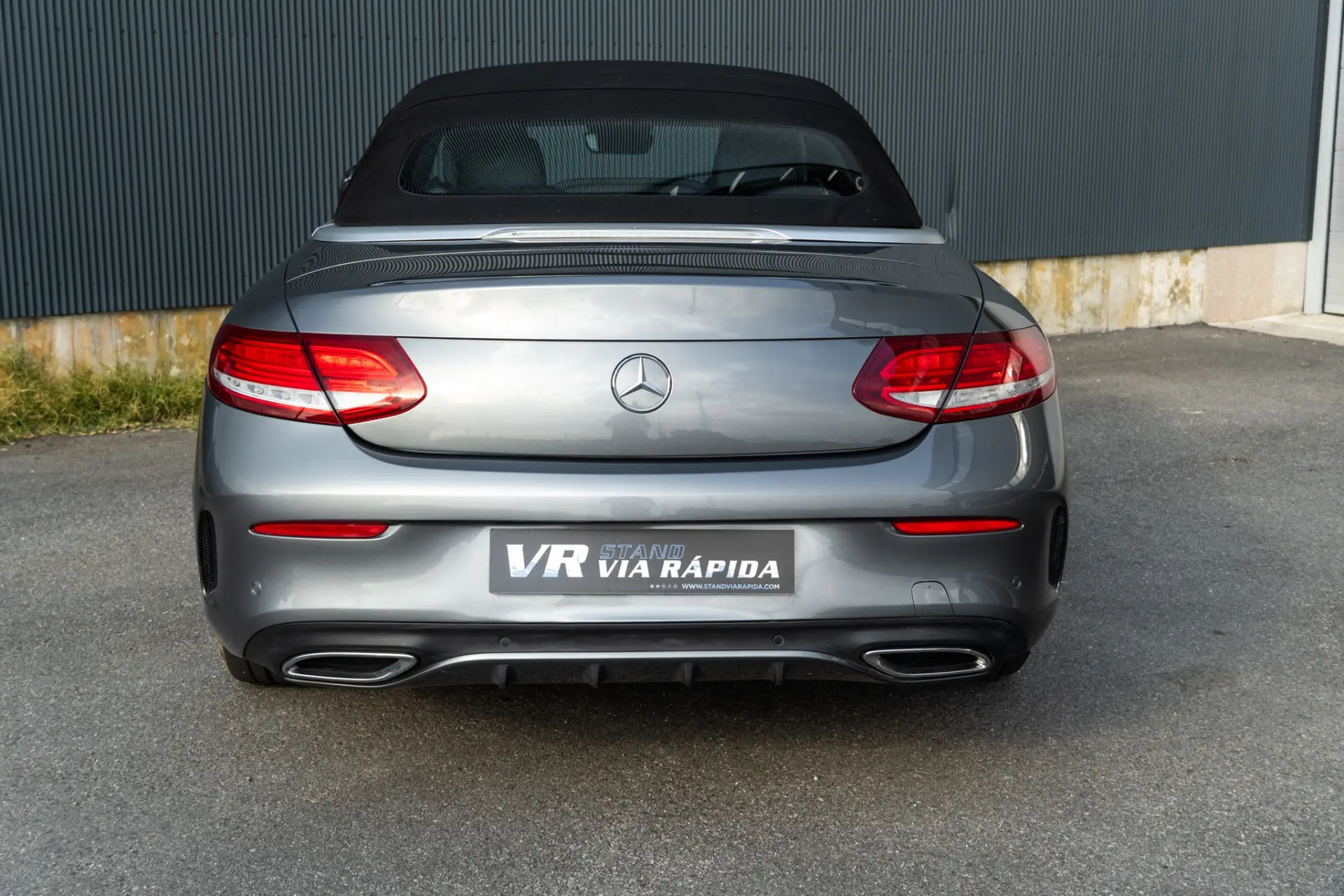 Mercedes-Benz C 220 d Cabrio 9G-Tronic AMG Line 32
