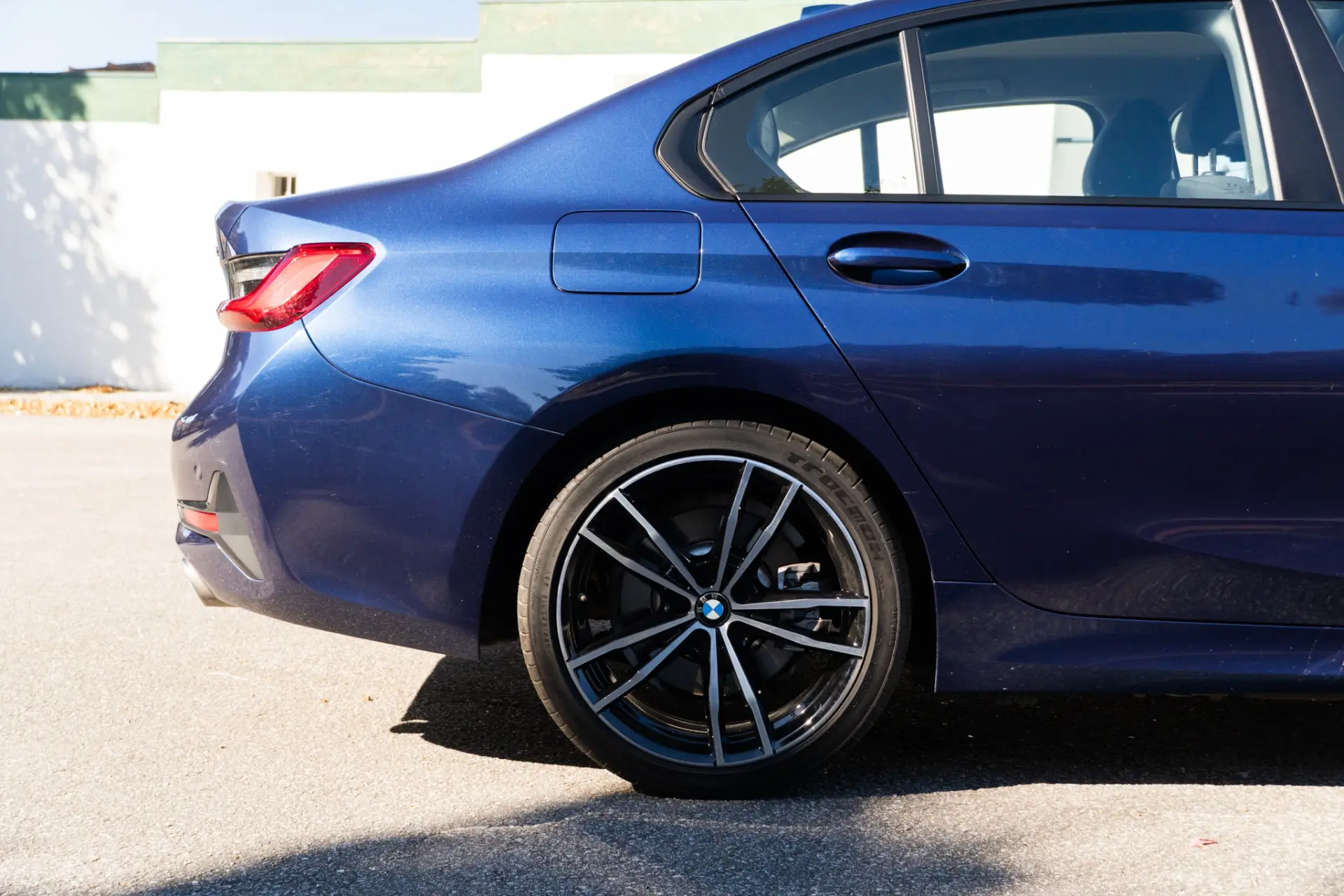 BMW 330 e 33