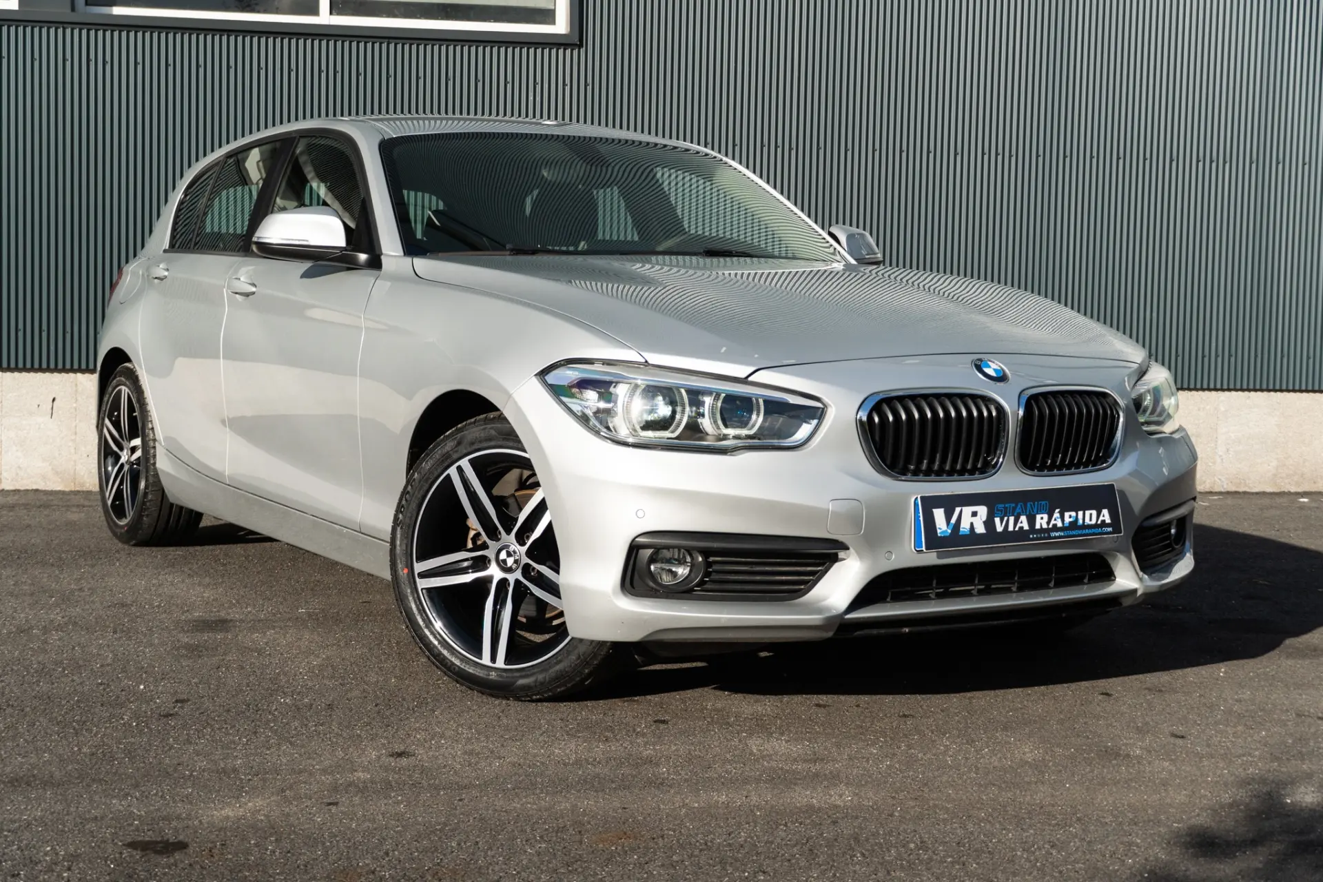 BMW 116 d Line Sport 3