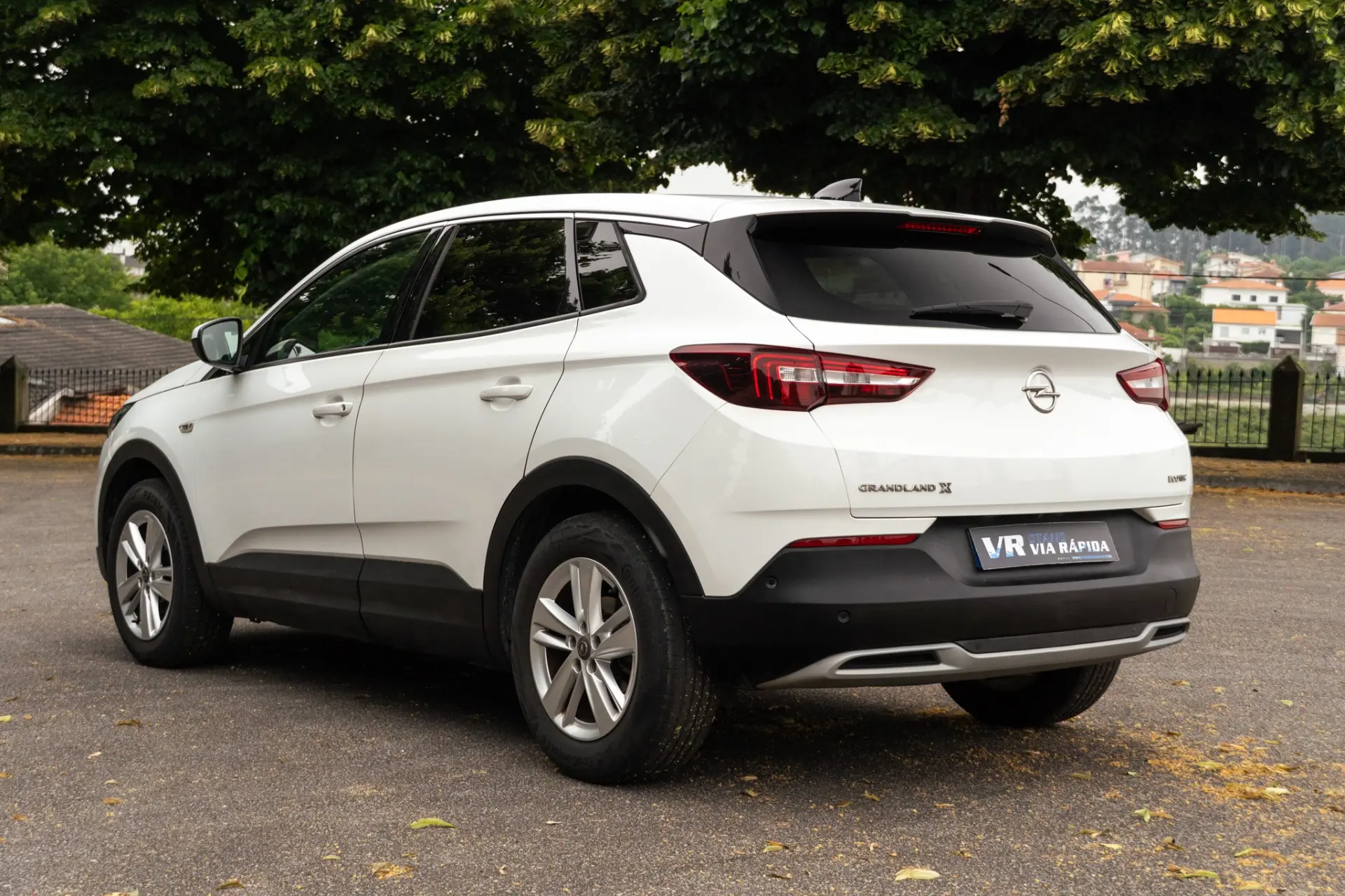 Opel Grandland X 1.2 T Business Edition 6