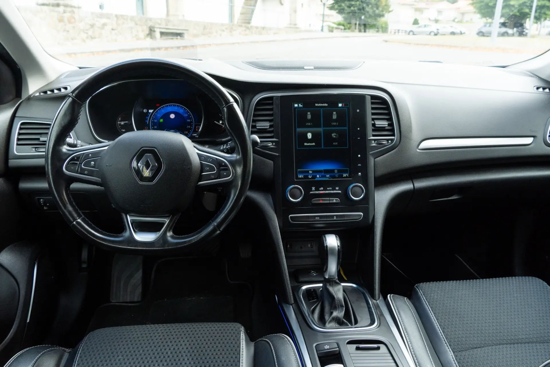 Renault Mégane Sport Tourer 1.3 TCe Bose Edition EDC 10