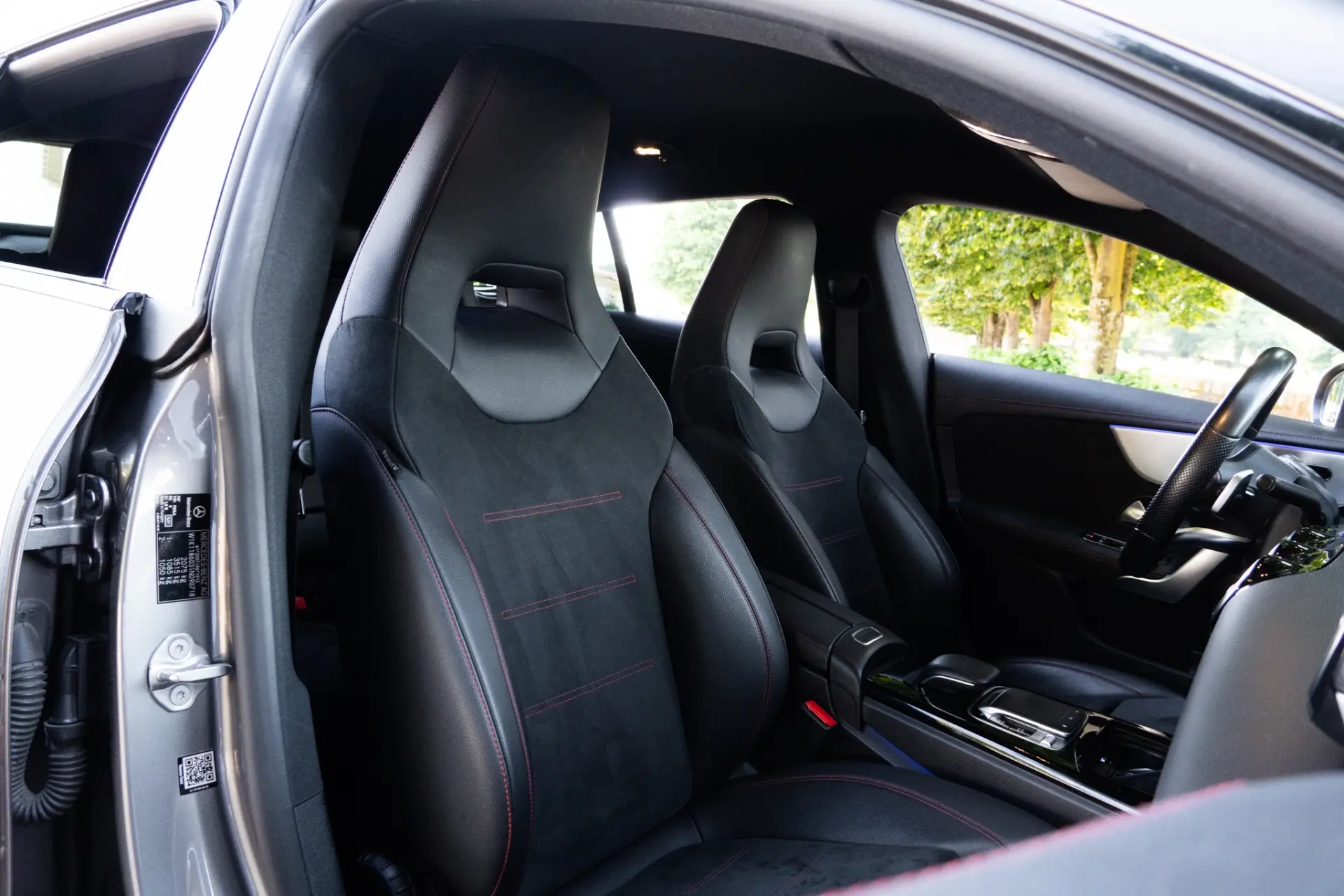 Mercedes-Benz CLA 180 d 7G-DCT AMG Line 21