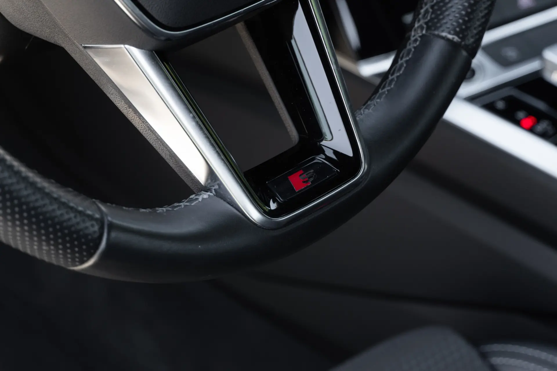 Audi e-tron Sportback 55 quattro S line 48