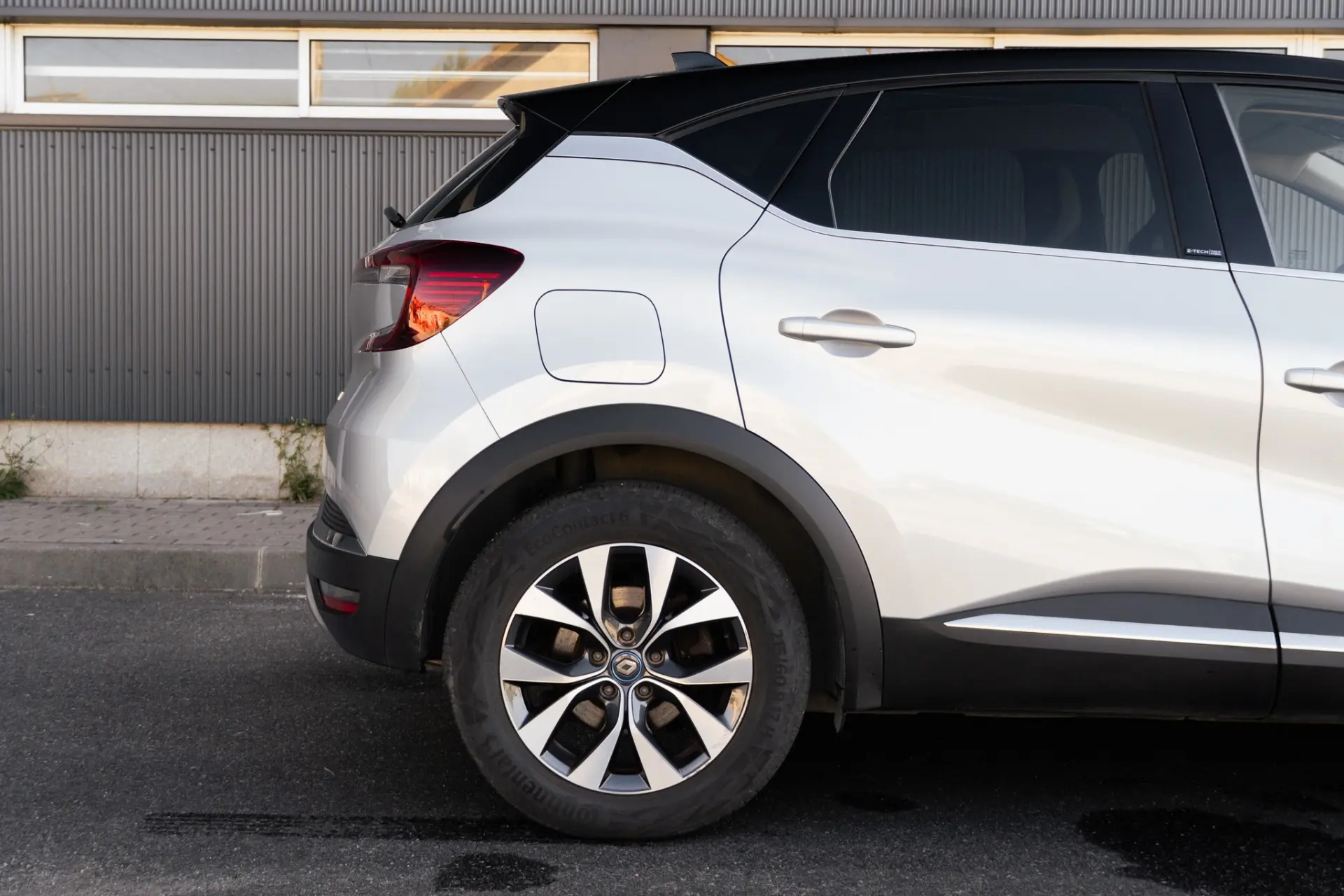 Renault Captur 1.6 E-Tech Plug-In Intens 32