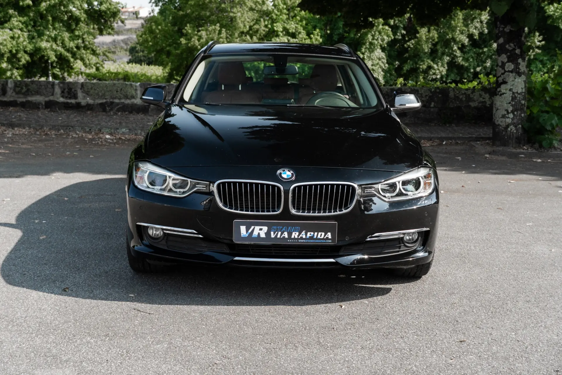 BMW 320 d xDrive Line Luxury 2