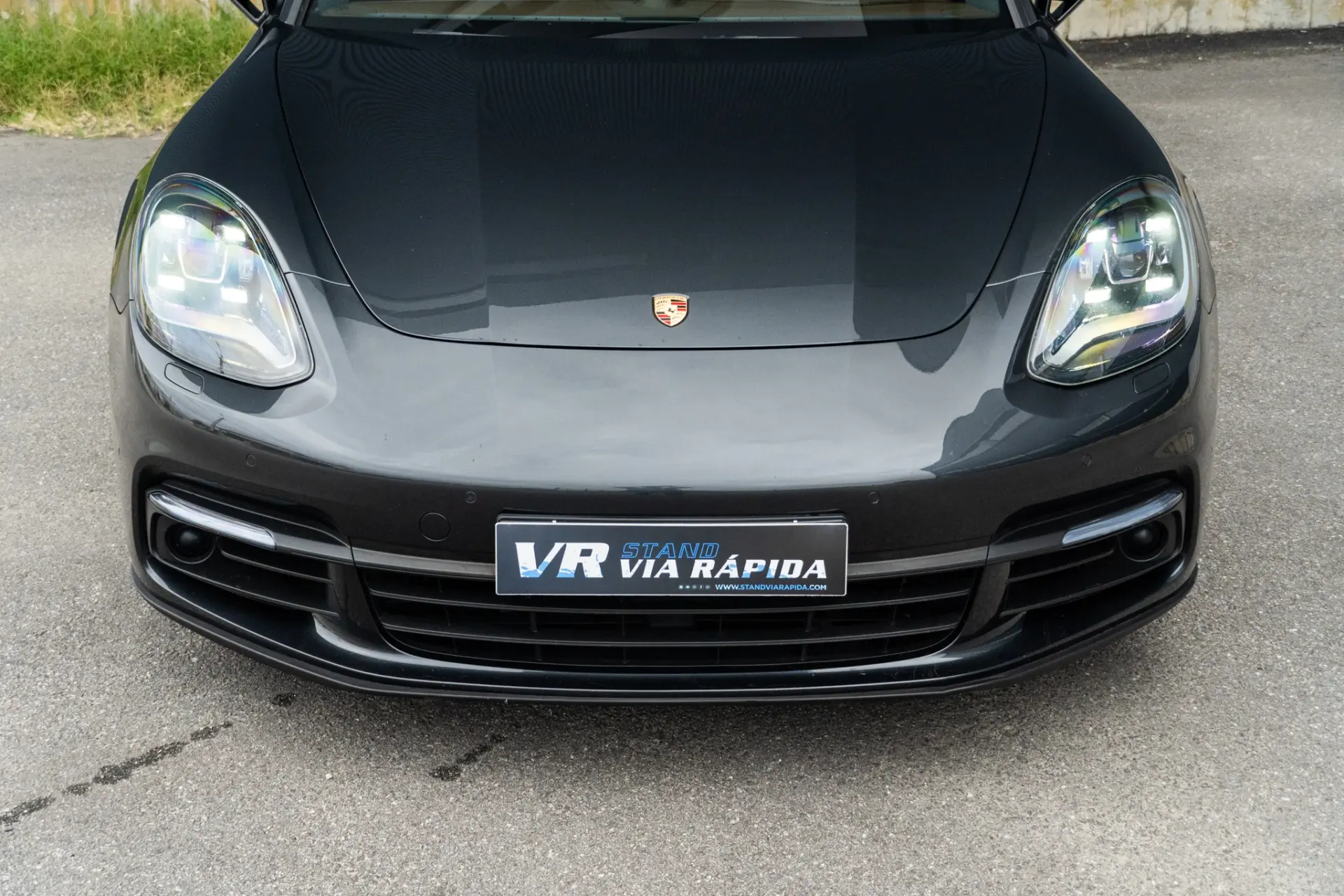 Porsche Panamera Sport Turismo 4 E-Hybrid Platinum Edition PDLS 33