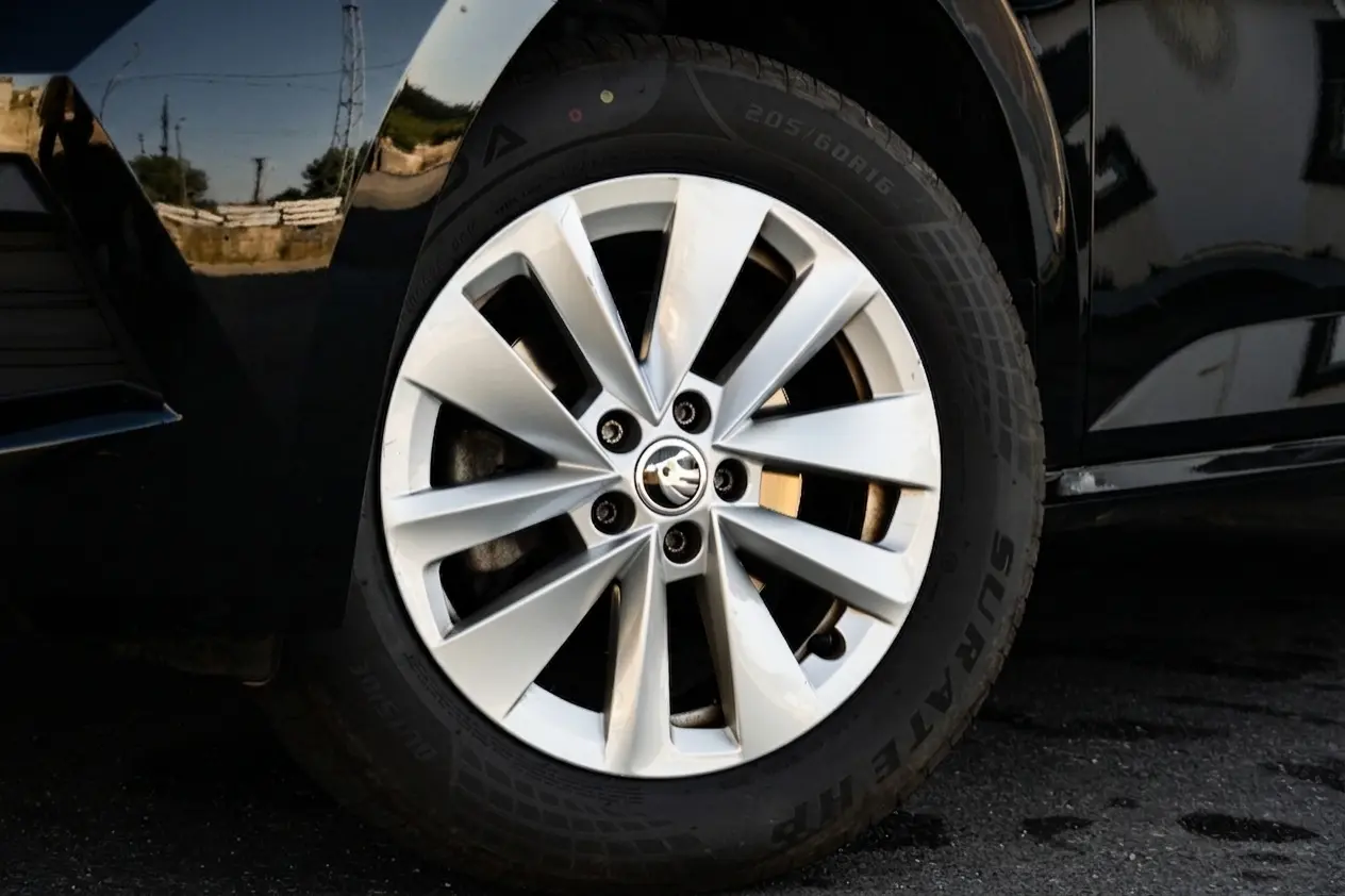 Skoda Kamiq 1.0 TSI Style DSG 33