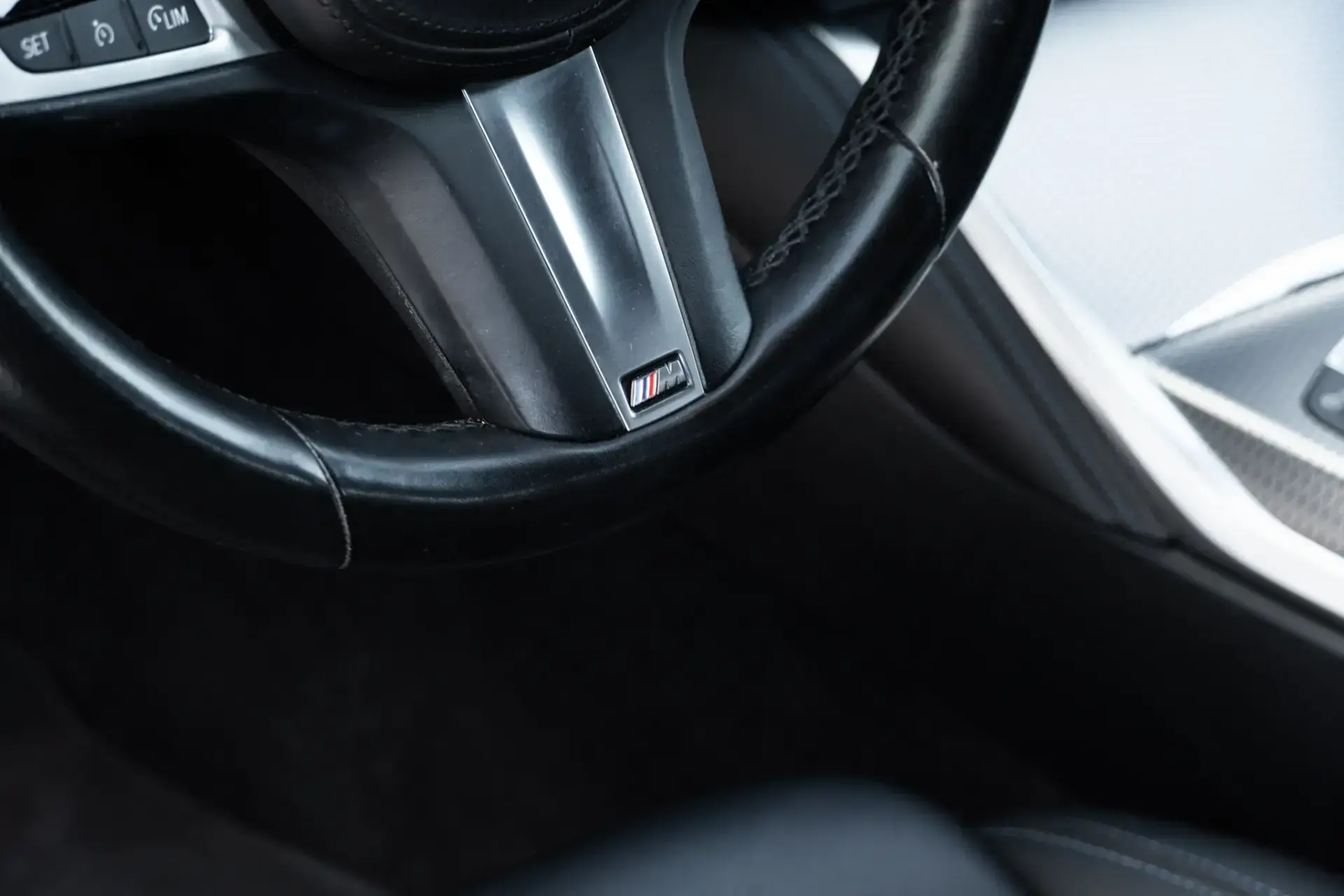 BMW i4 eDrive40 Pack Desportivo M 39
