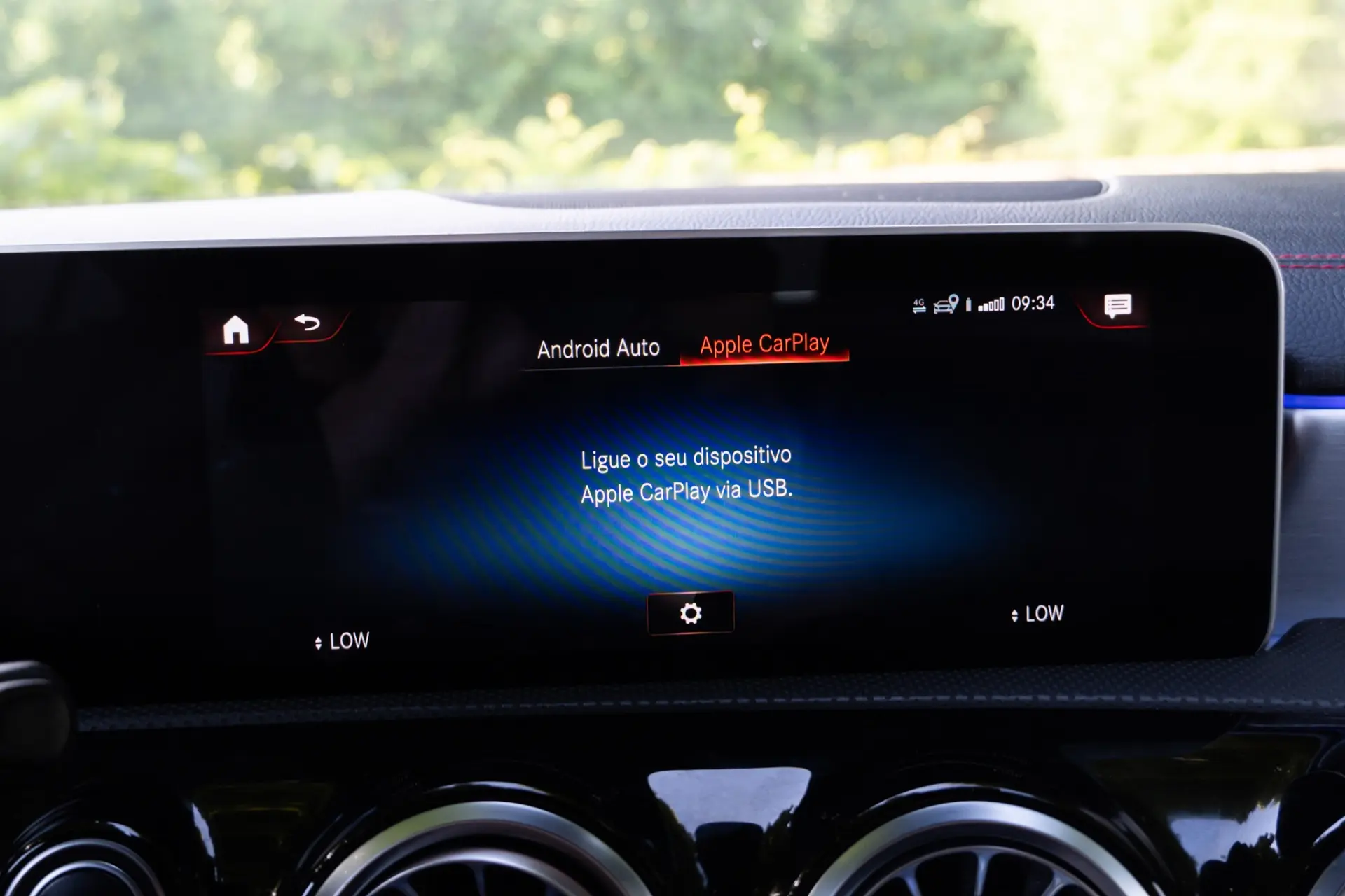 Mercedes-Benz CLA 180 d 7G-DCT AMG Line 19