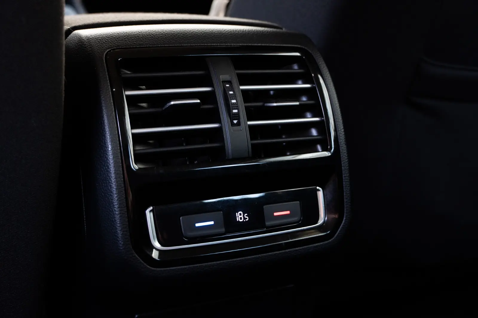 Volkswagen Passat Variant 1.6 TDI Confortline DSG 50