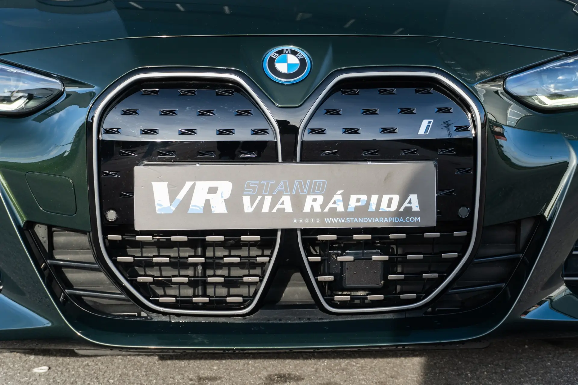 BMW i4 eDrive40 Pack Desportivo M 23