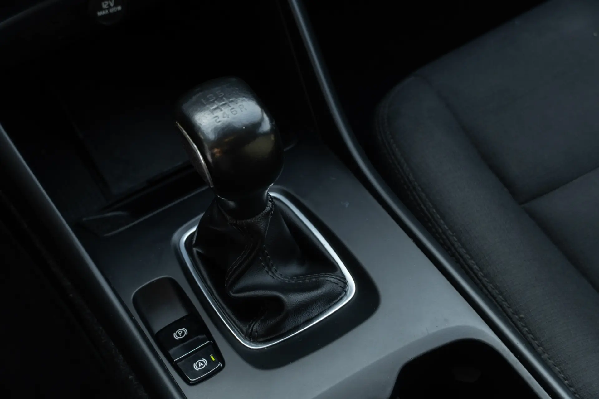 Volvo XC 40 1.5 T3 Tech Edition 17