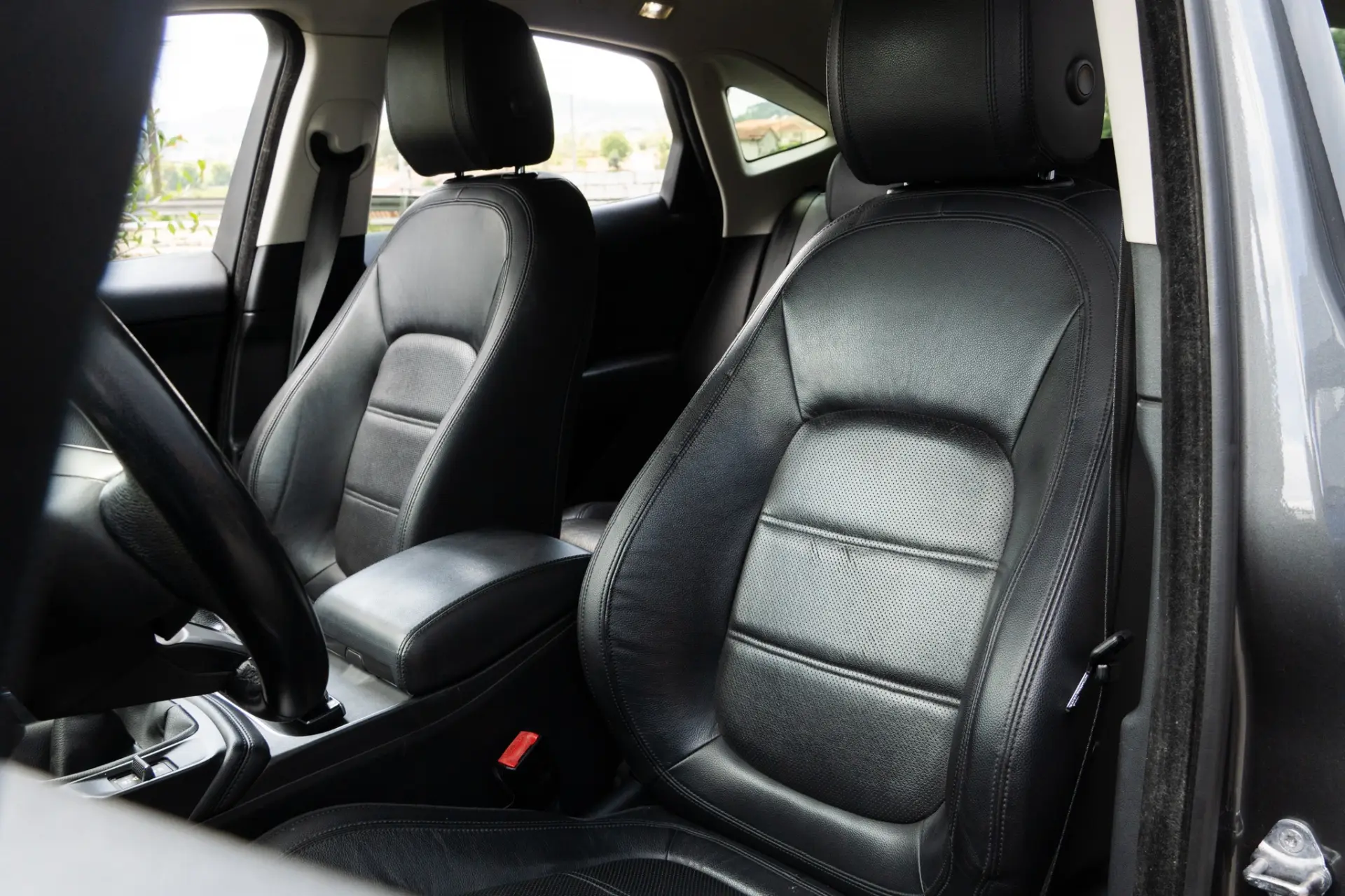 Jaguar E-Pace 2.0 i4D SE 8
