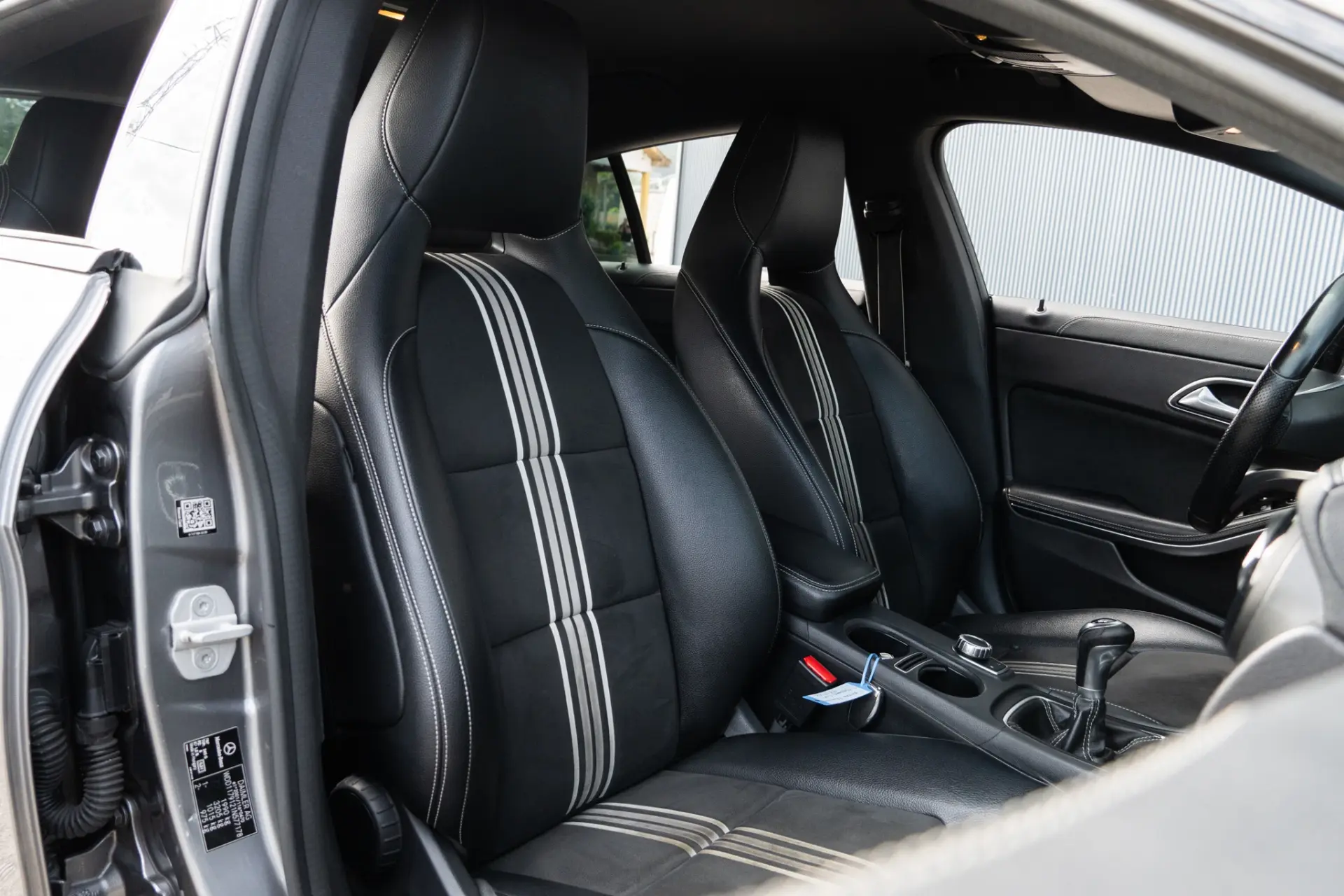 Mercedes-Benz CLA 180 d Shooting Brake AMG Line 8