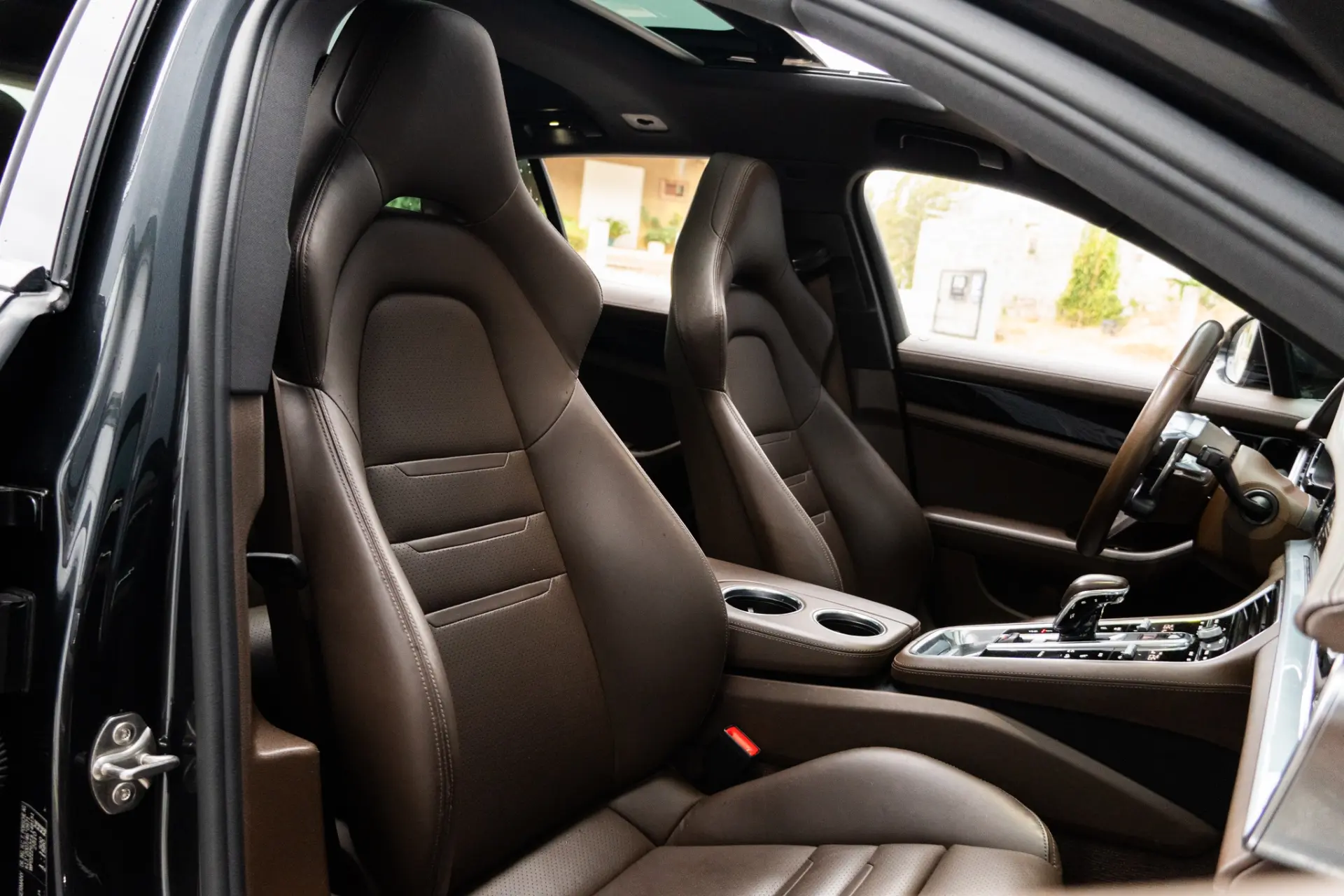 Porsche Panamera Sport Turismo 4 E-Hybrid Platinum Edition PDLS 8