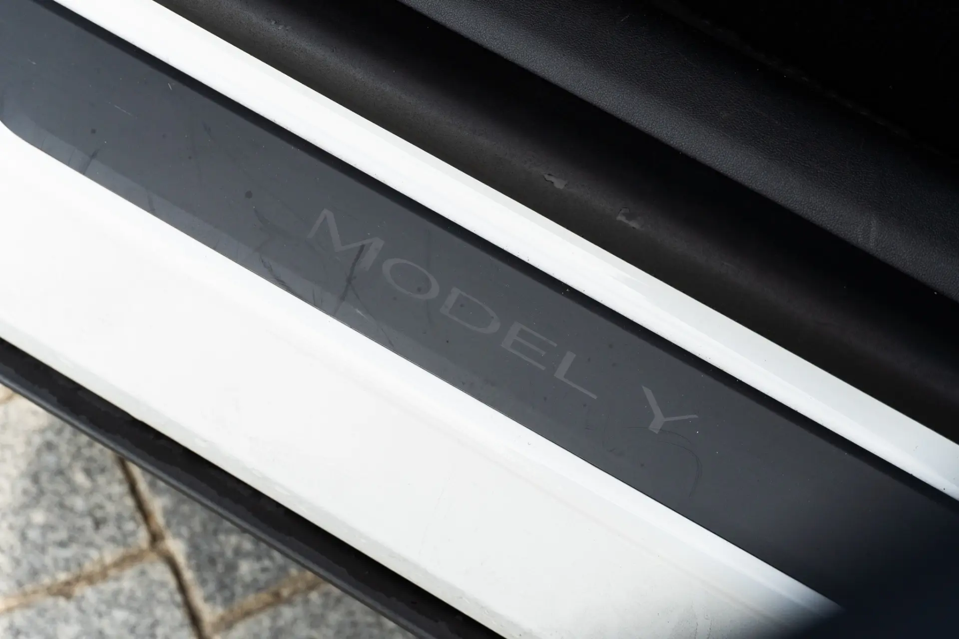 Tesla Model Y Long Range Dual Motor AWD 51