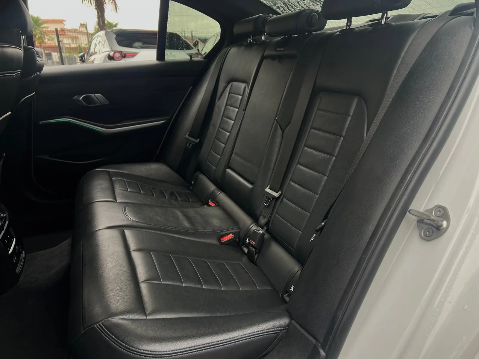 BMW 320 d Pack Desportivo M Auto 9