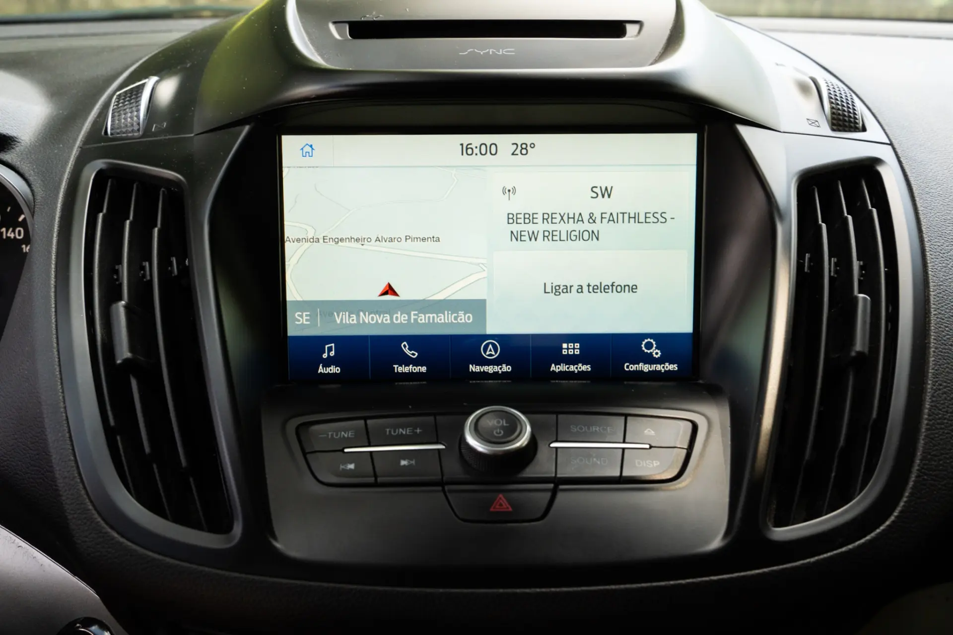 Ford Kuga 1.5 TDCi EcoBlue Titanium 12