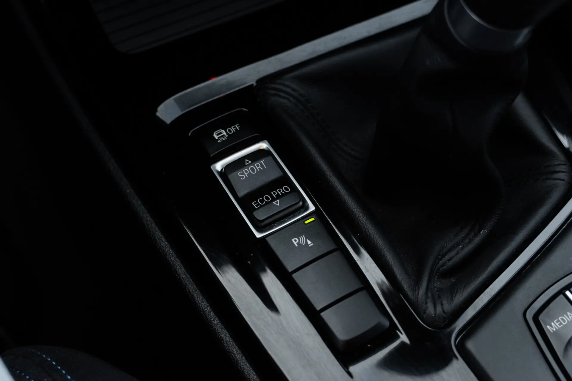 BMW X1 16 d sDrive Auto Pack M 26