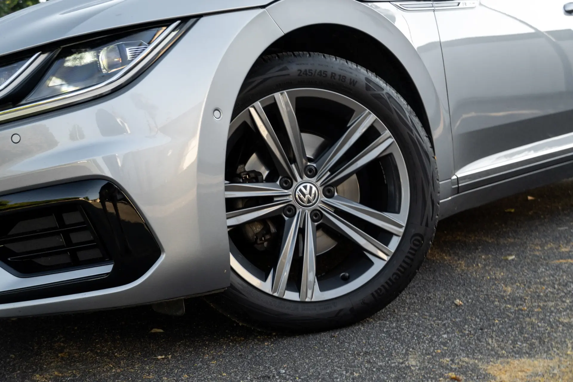 Volkswagen Arteon 2.0 TDI R-Line DSG 31