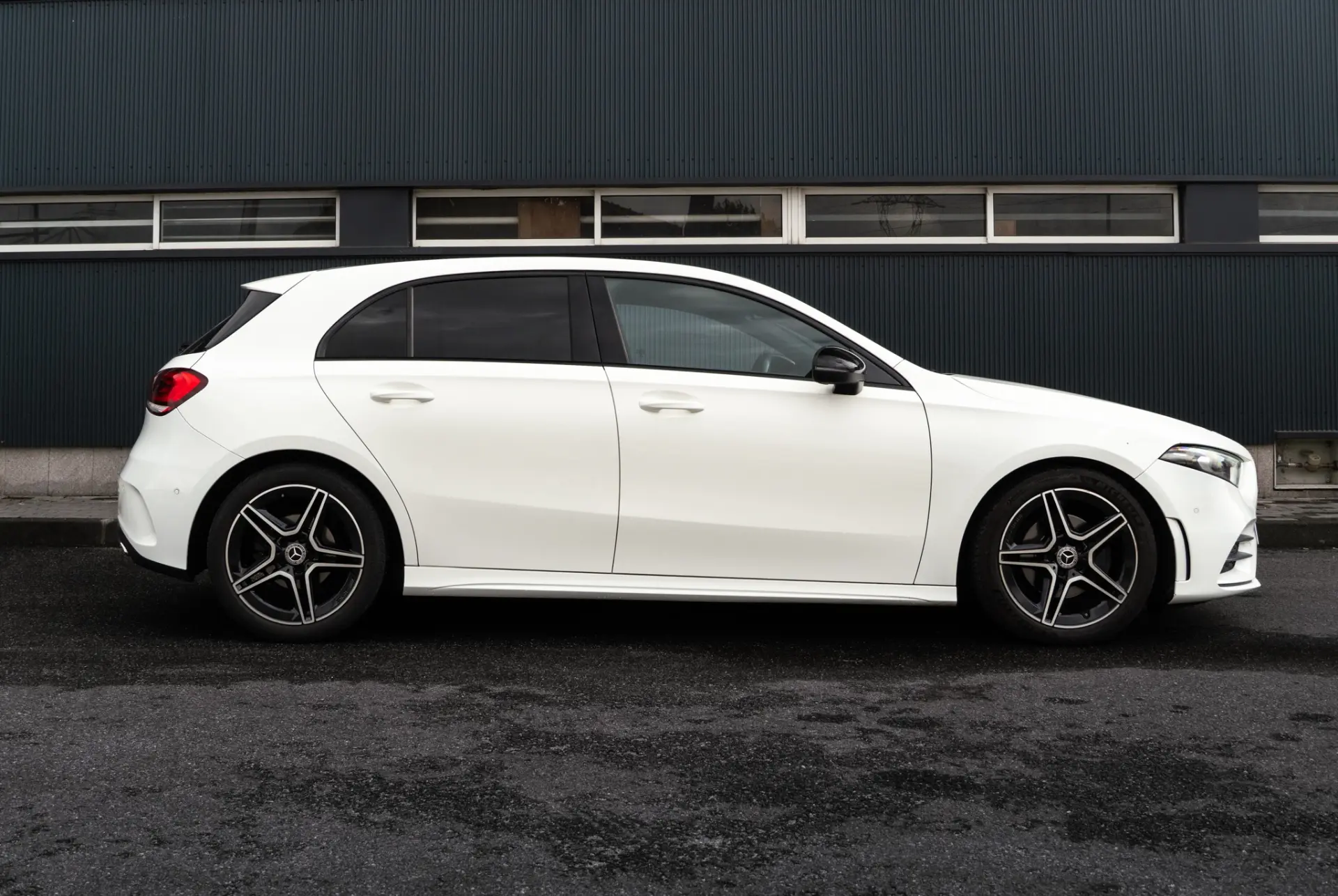 Mercedes-Benz A 180 d AMG Line Aut. 34