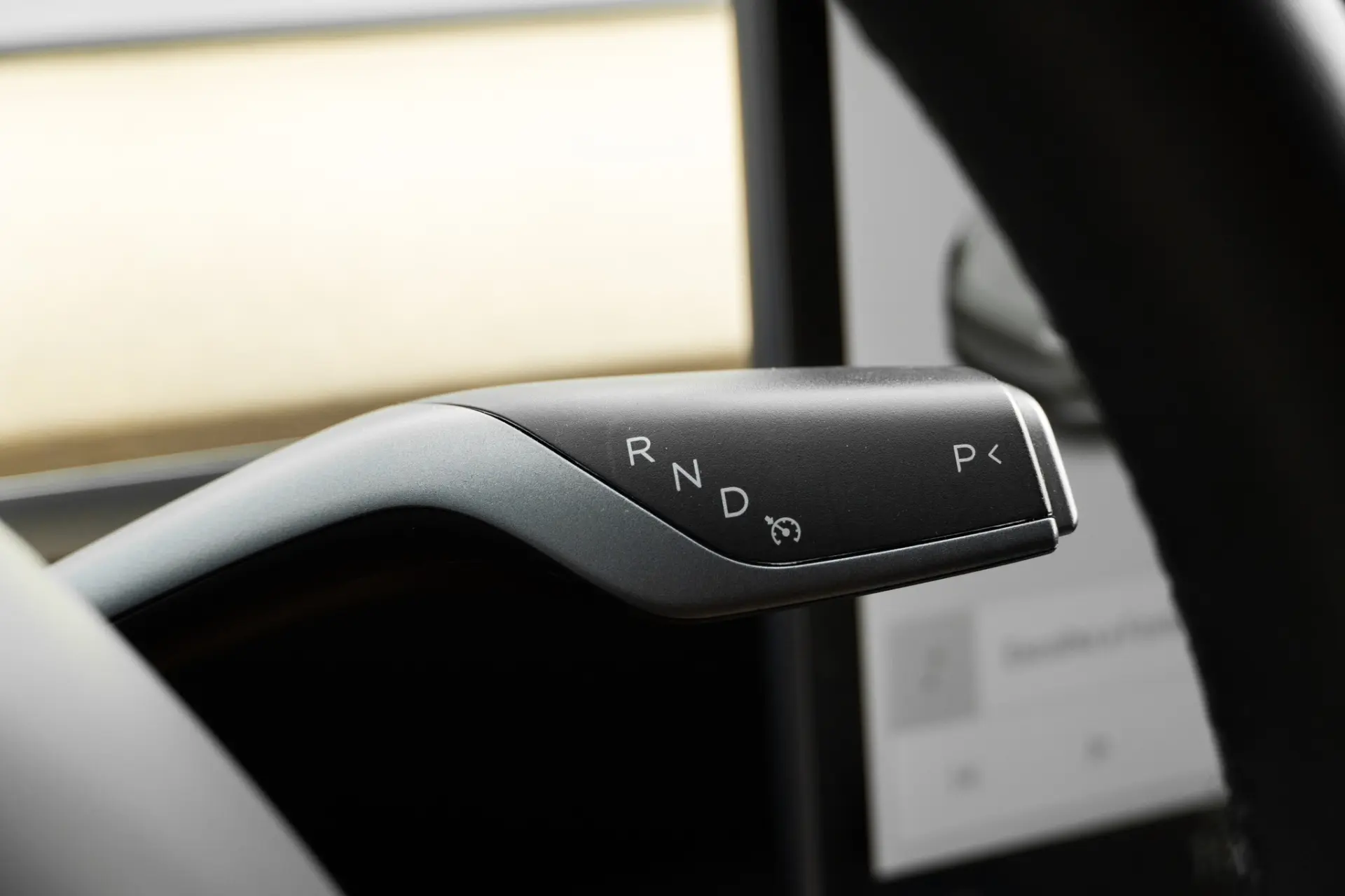 Tesla Model Y Long Range Dual Motor AWD 40
