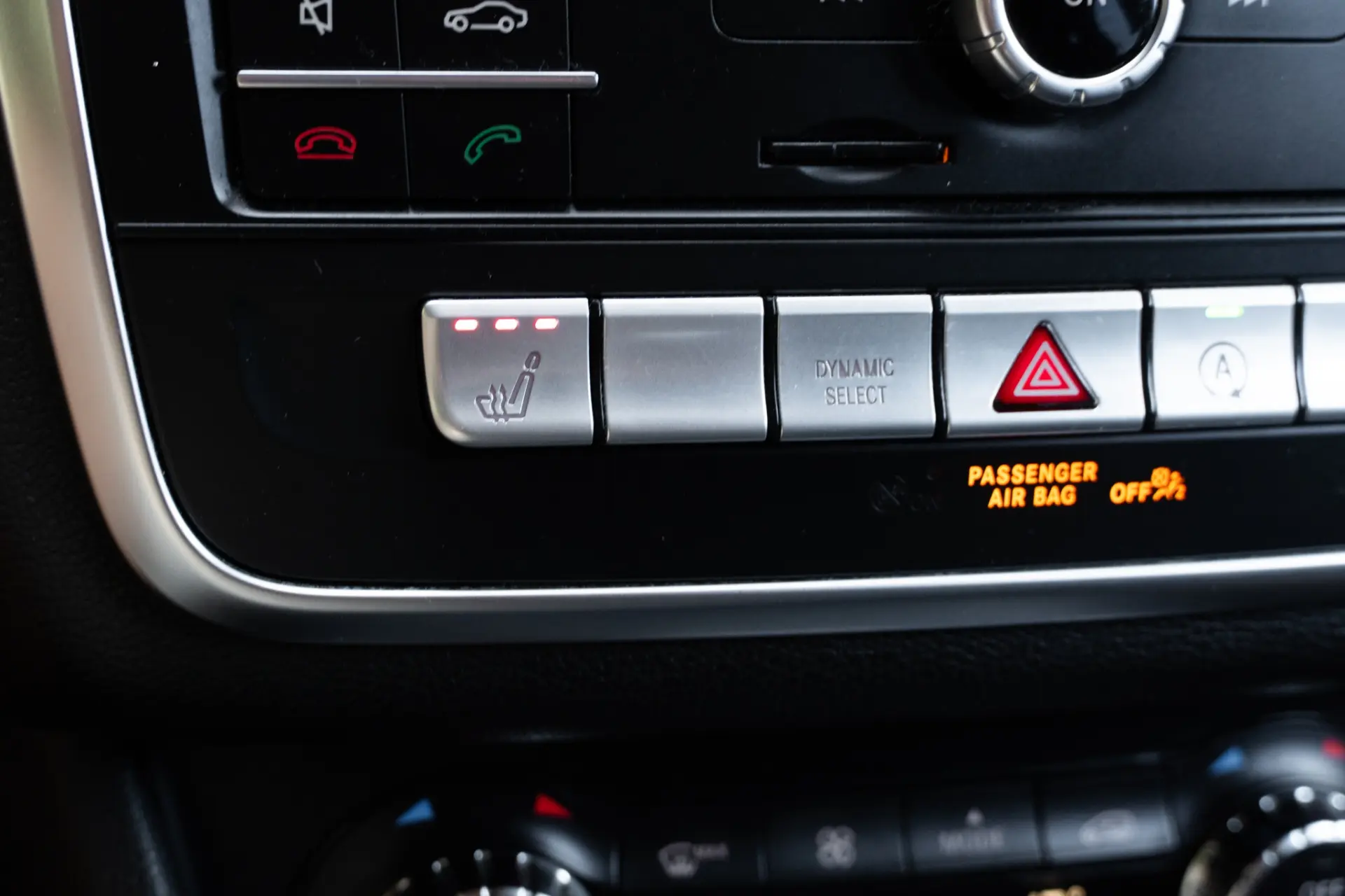 Mercedes-Benz CLA 180 d 23