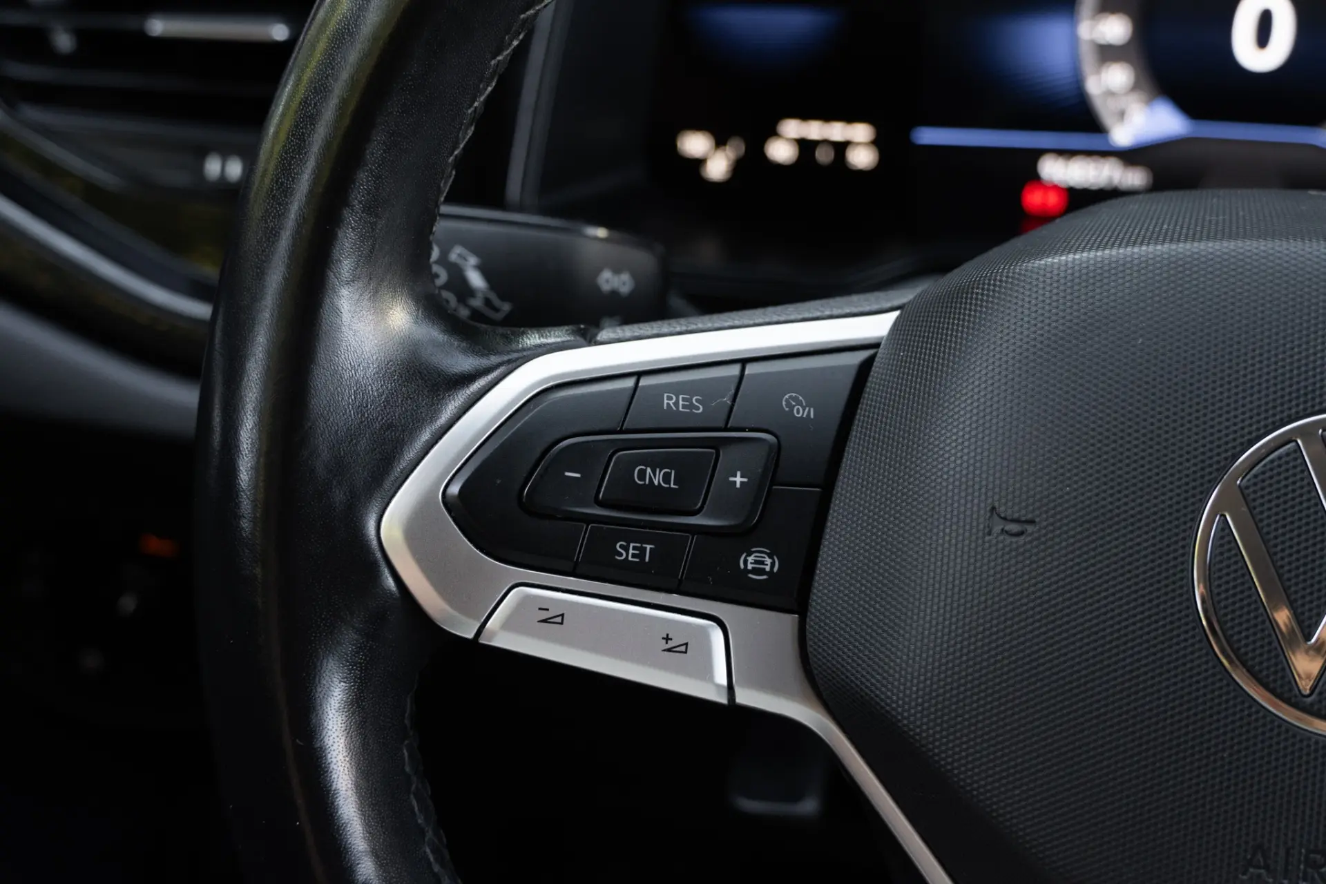 Volkswagen Polo 1.0 TSI Life 31