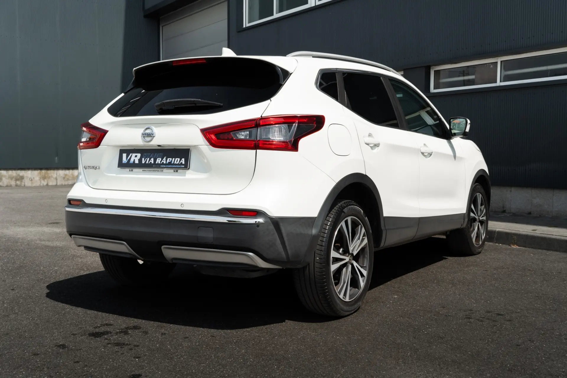 Nissan Qashqai 1.5 dCi N-Connecta J18 4