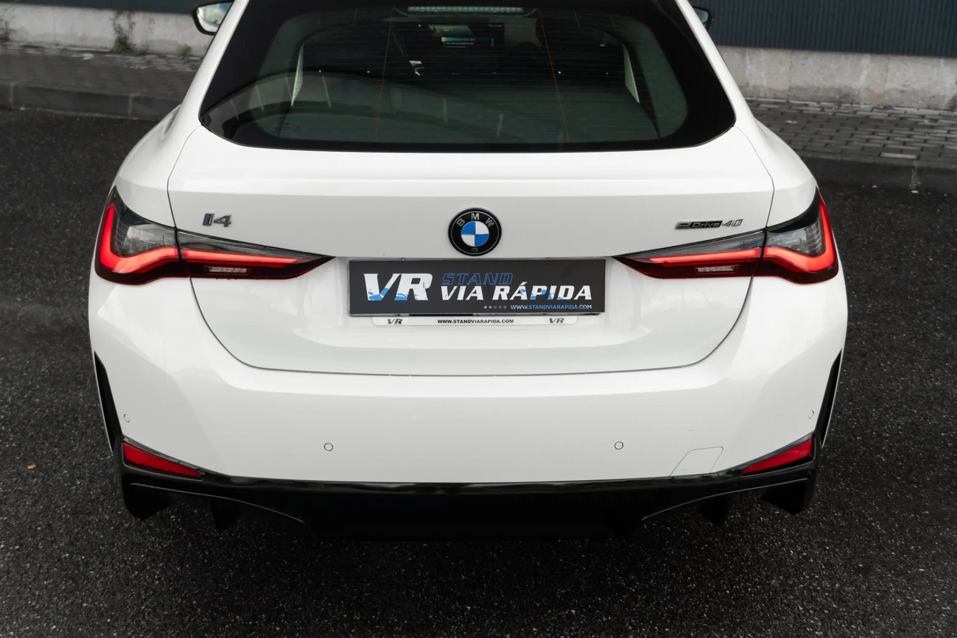 BMW i4 eDrive40 37
