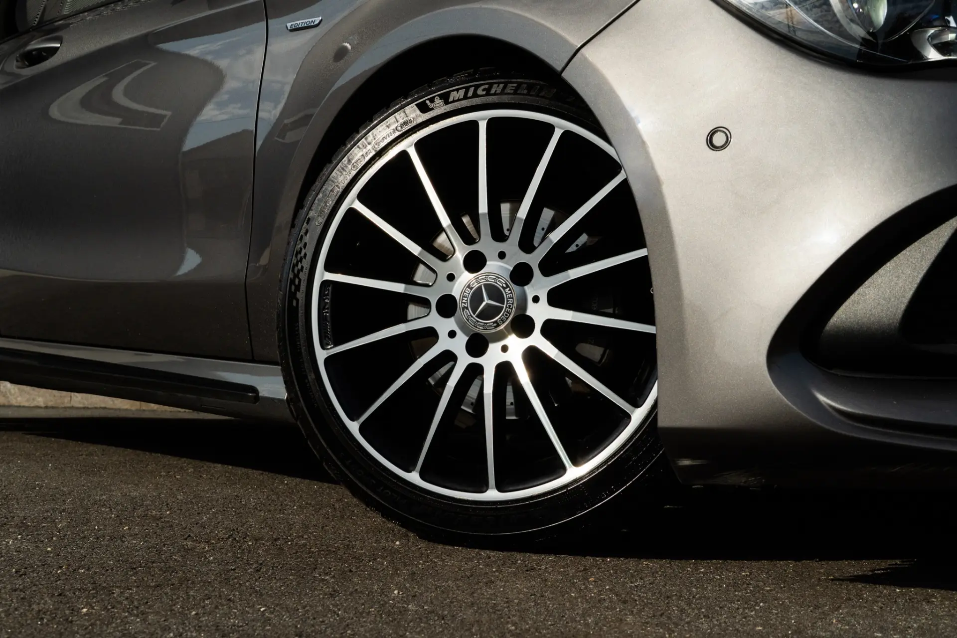 Mercedes-Benz CLA 180 d Shooting Brake AMG Line 31