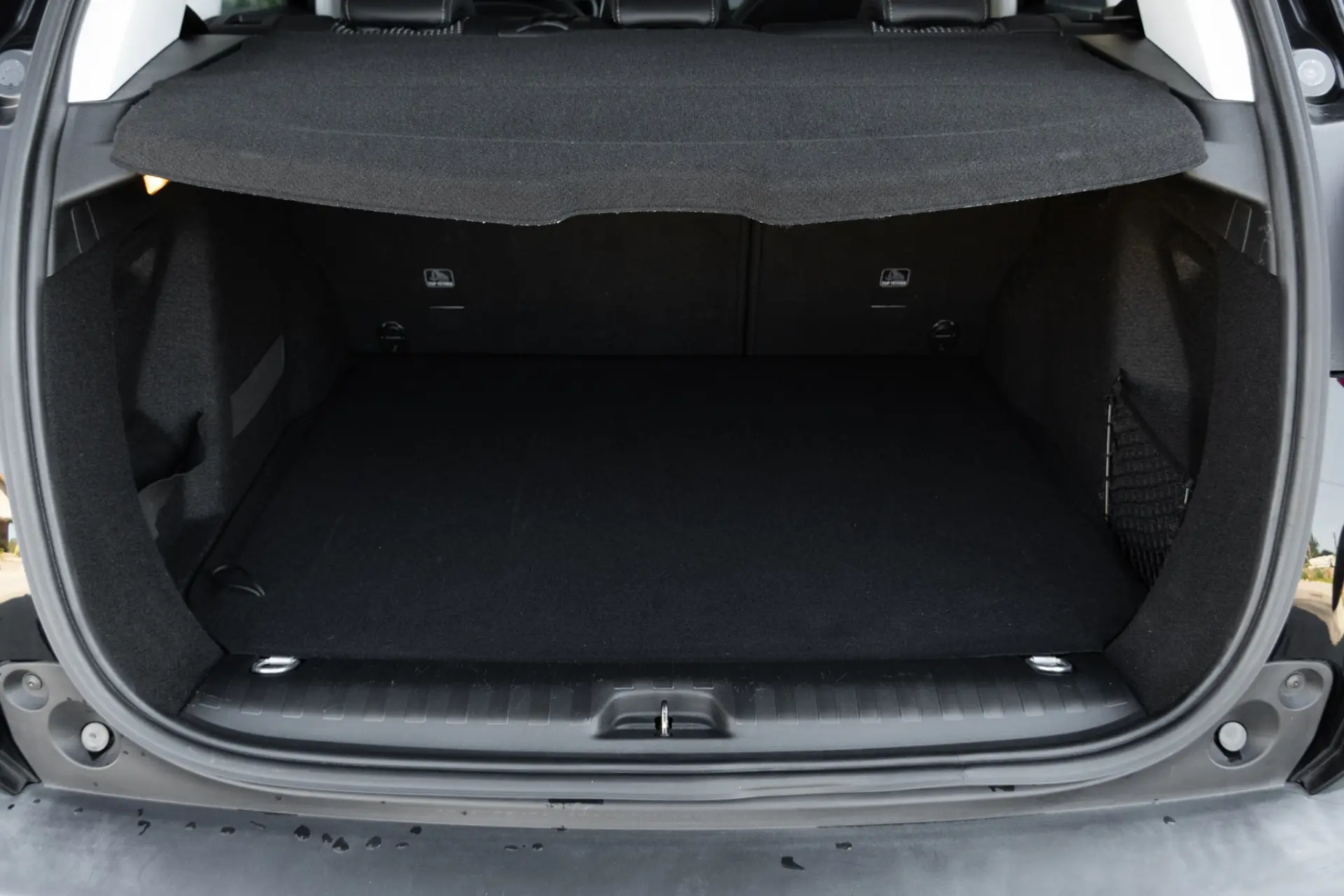 Peugeot 2008 1.2 PureTech Allure 37
