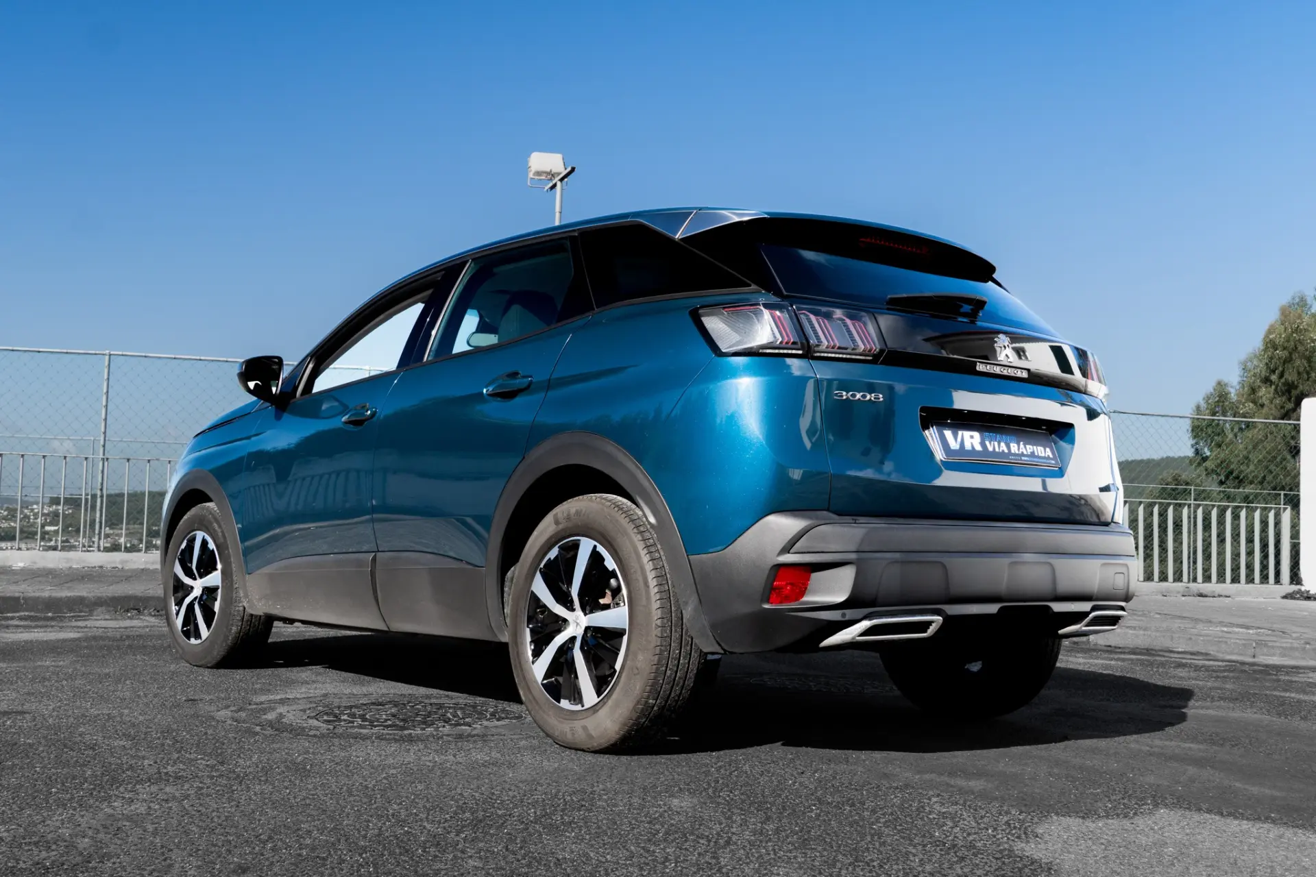 Peugeot 3008 1.5 BlueHDi Active Pack 6