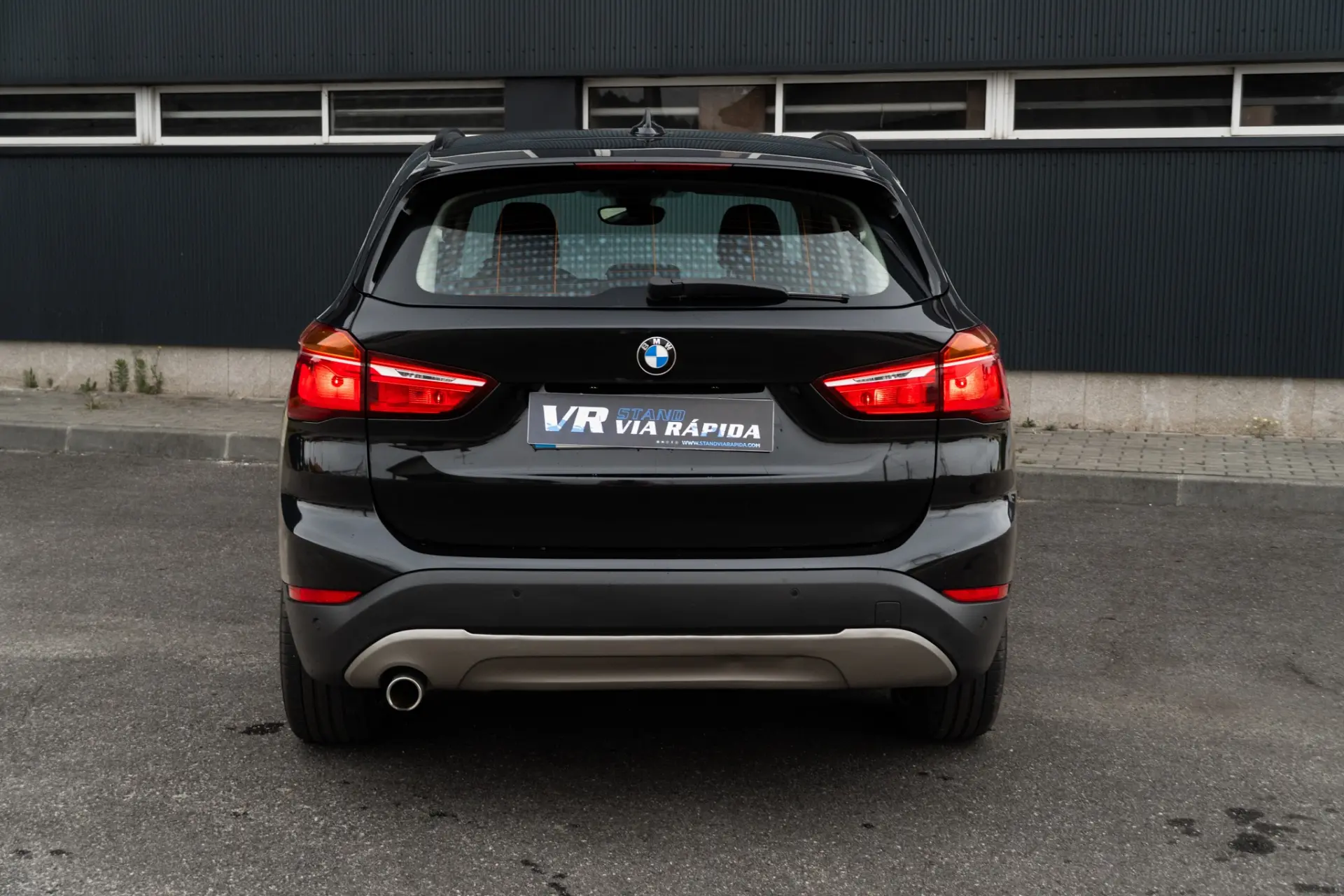 BMW X1 16 d sDrive Advantage 5