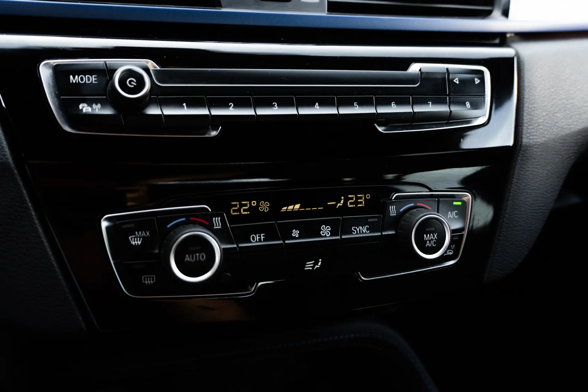 BMW X1 16 d sDrive Auto Pack M 22