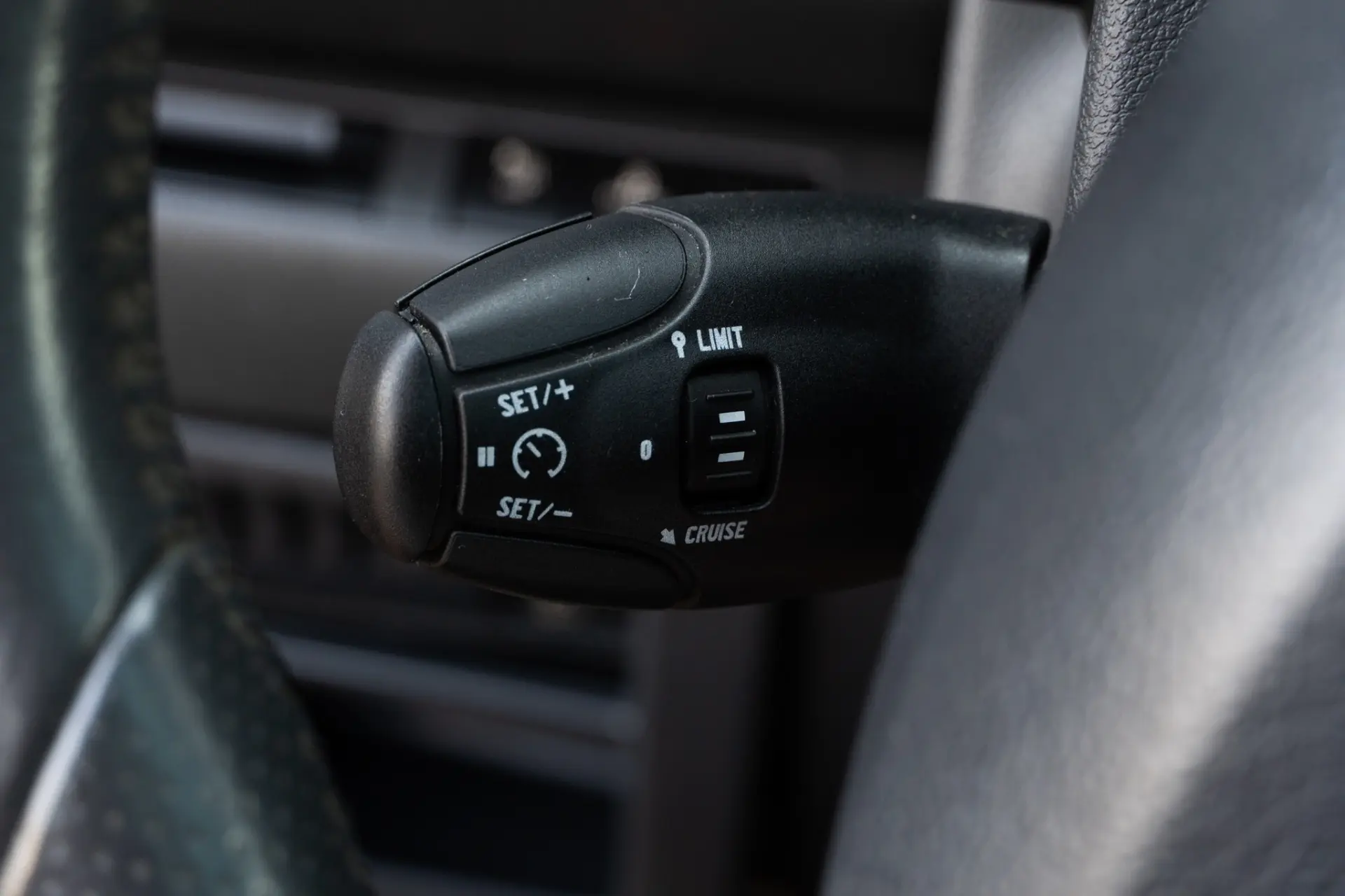 Peugeot 3008 1.6 HDi Allure 24