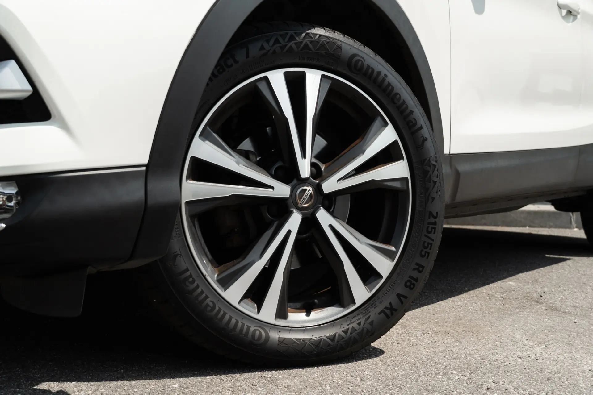 Nissan Qashqai 1.5 dCi N-Connecta J18 20