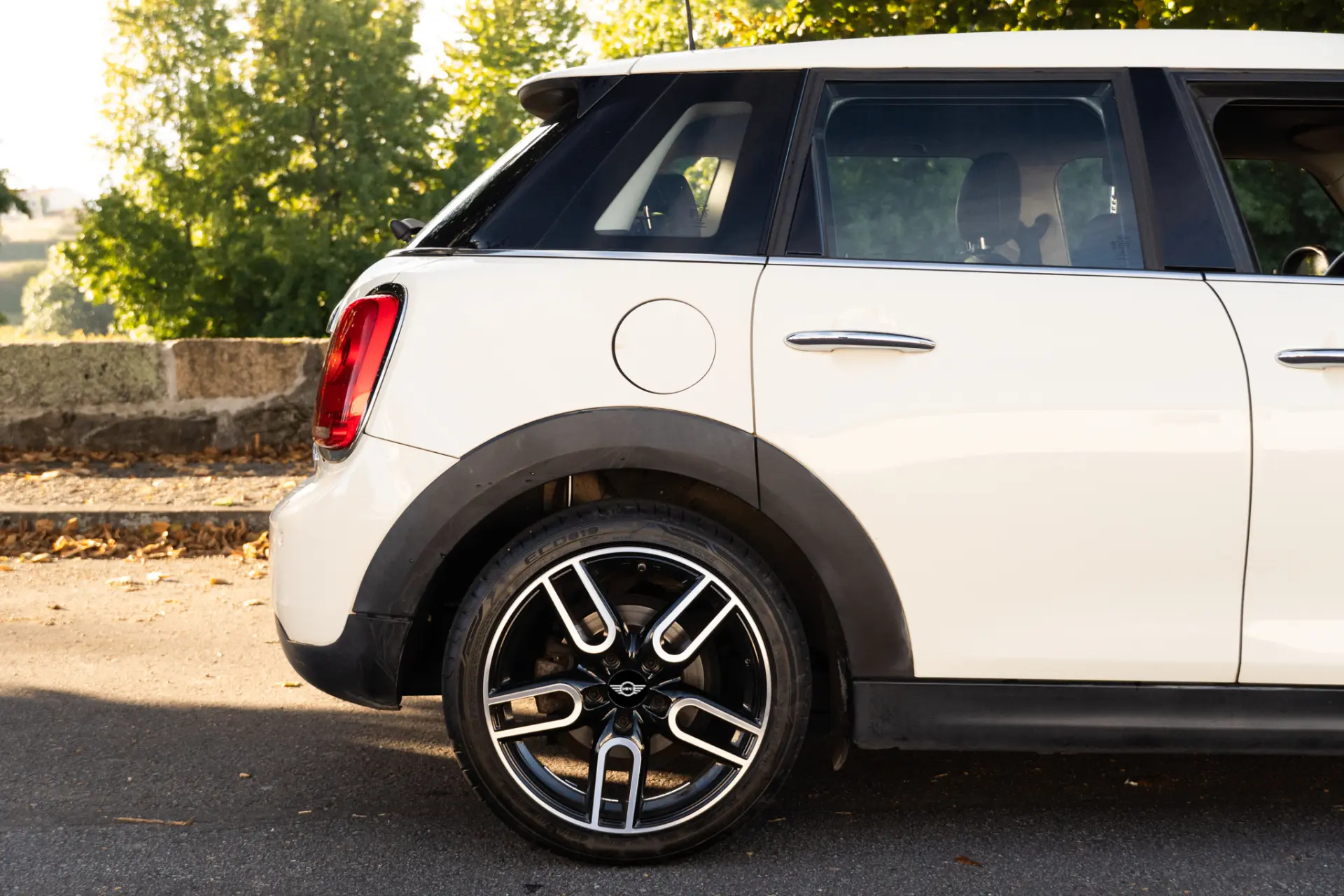 MINI 5 Portas One D 28