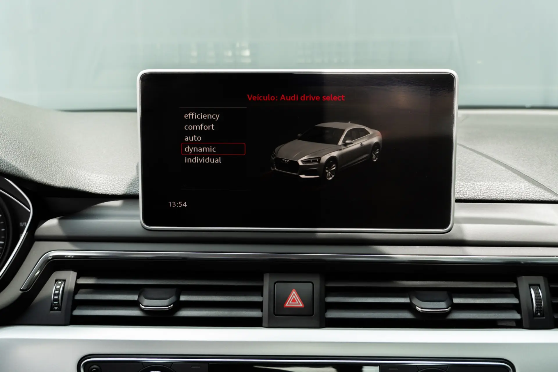 Audi A5 2.0 TDI S-line S tronic 19