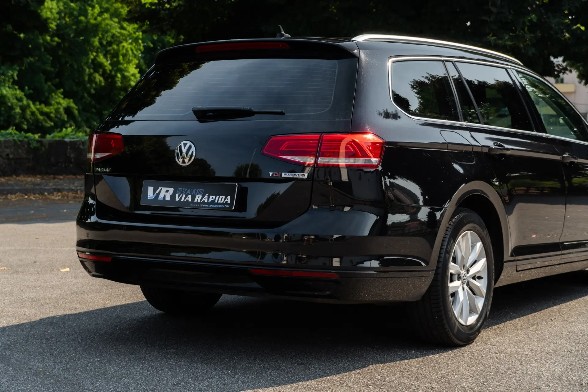 Volkswagen Passat Variant 1.6 TDI Confortline DSG 26