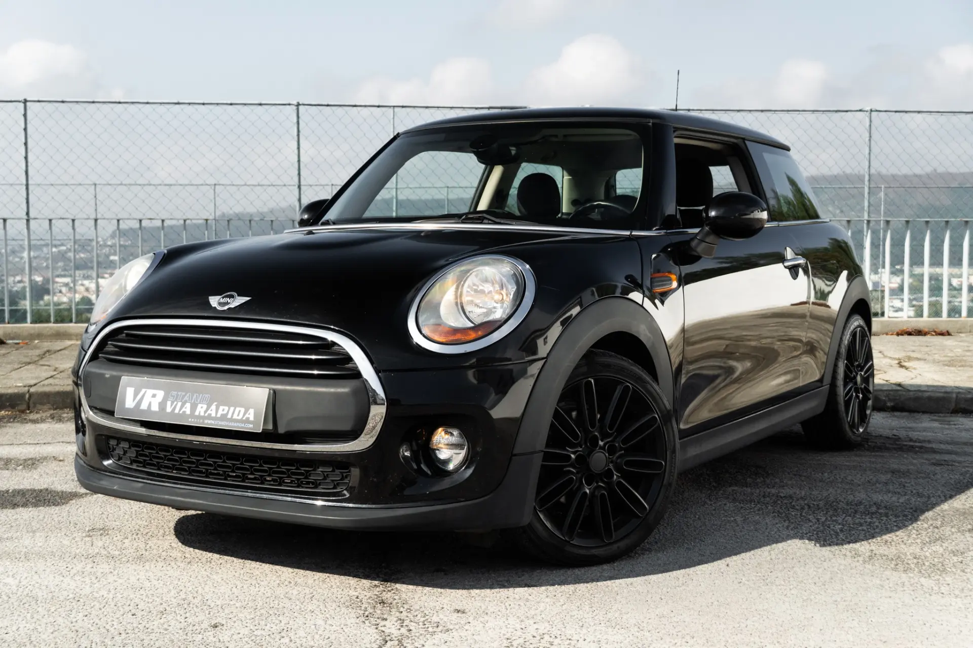 MINI 3 Portas Cooper 1