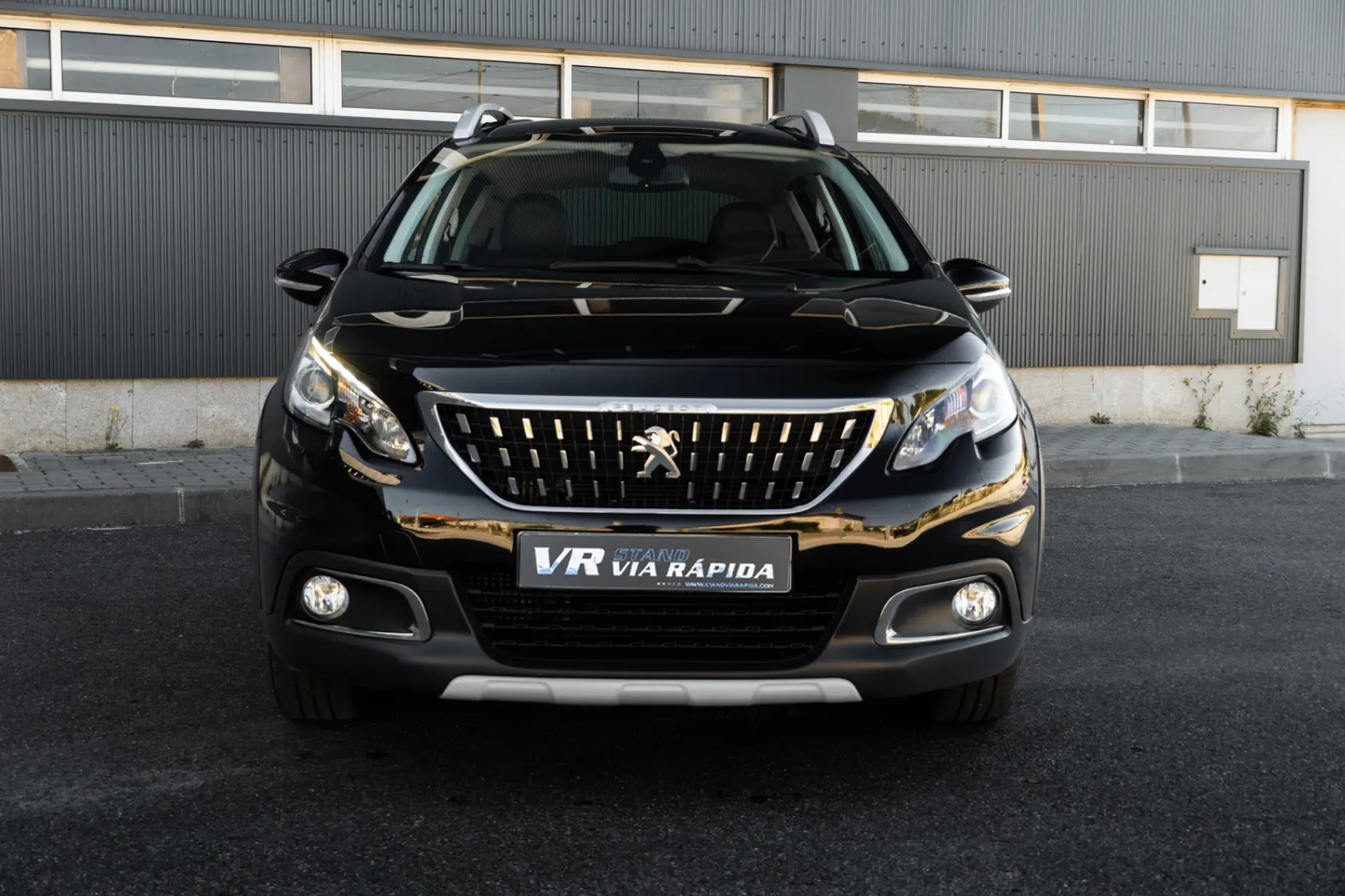 Peugeot 2008 1.2 PureTech Allure 2