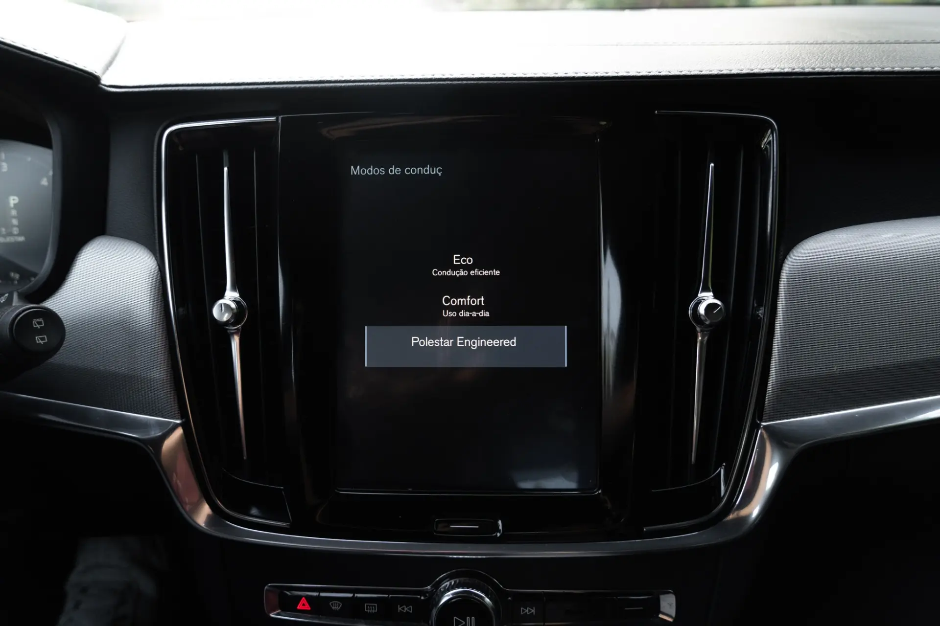 Volvo V90 2.0 D4 R-Design Geartronic 20