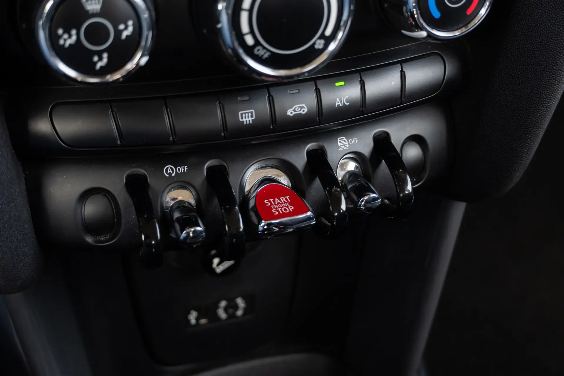 MINI 3 Portas Cooper 18