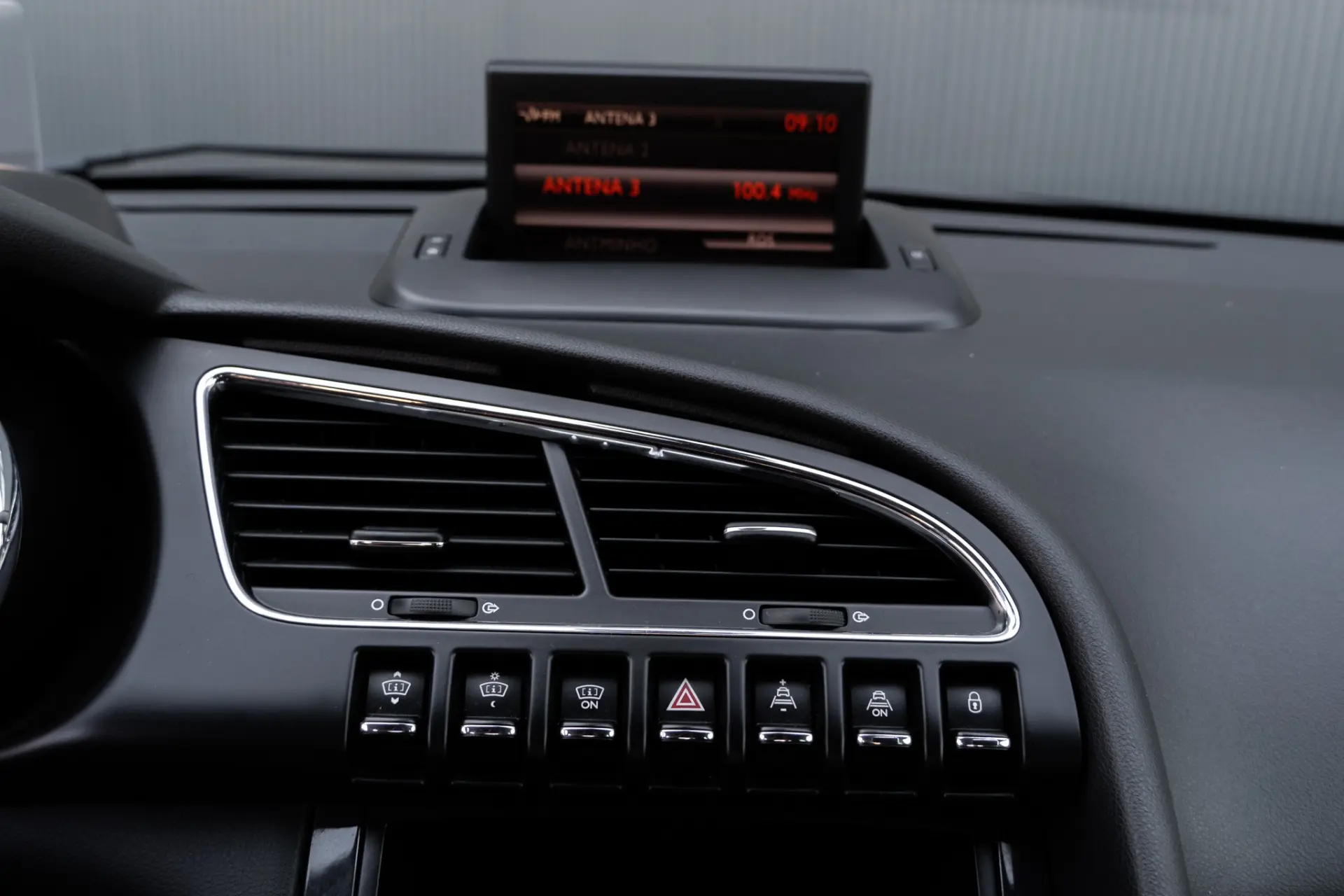 Peugeot 3008 1.6 HDi Allure 16