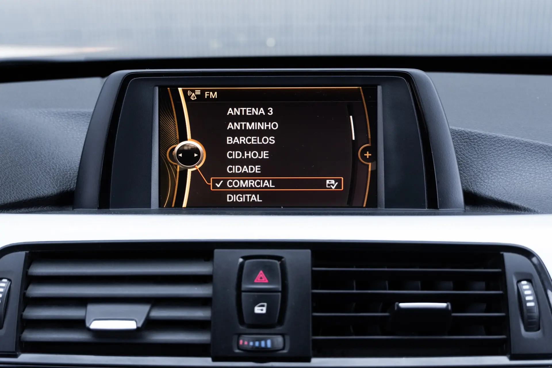 BMW 318 d Auto Line Sport 16