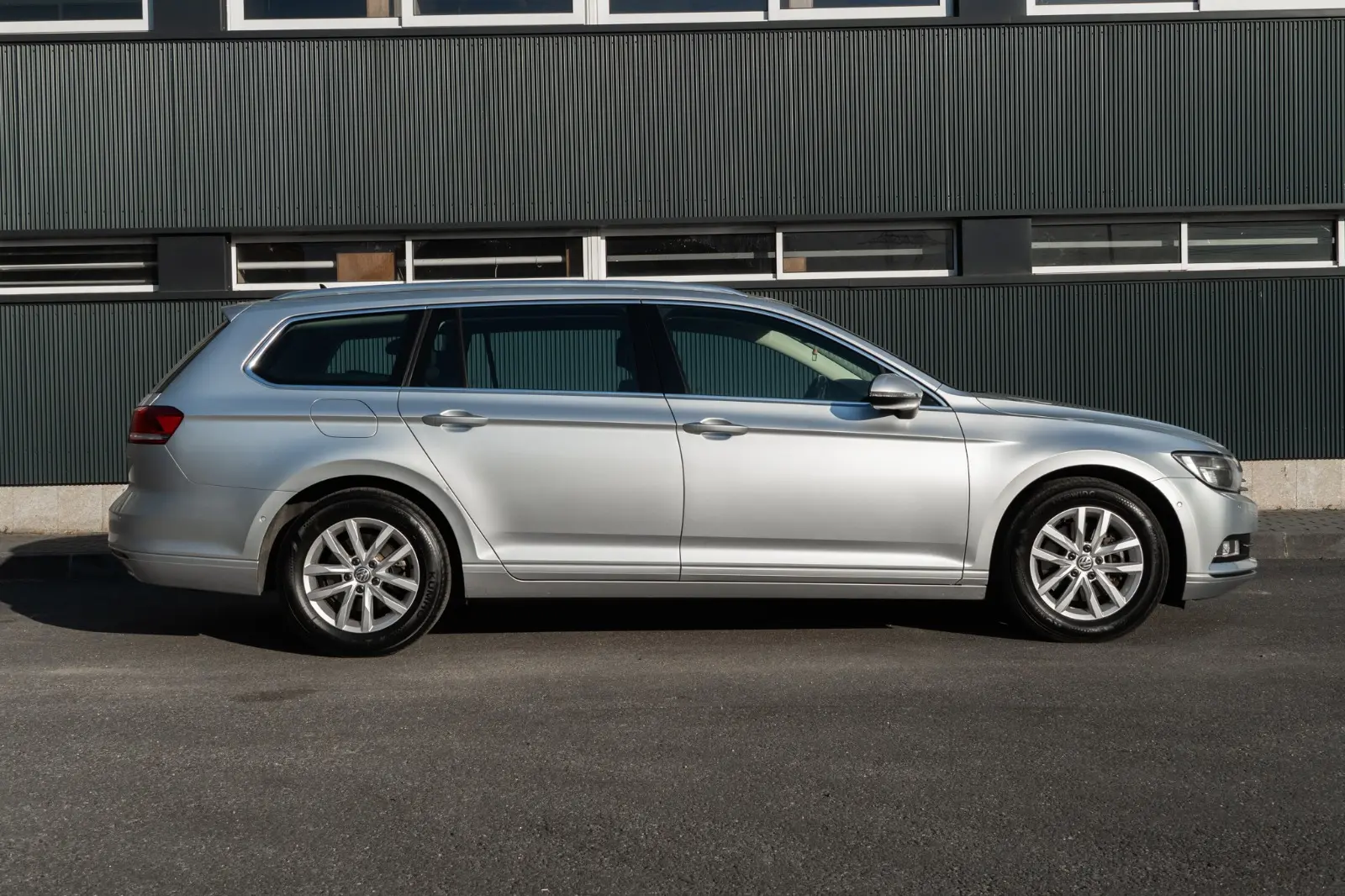 Volkswagen Passat Variant 1.6 TDI Confortline DSG 30