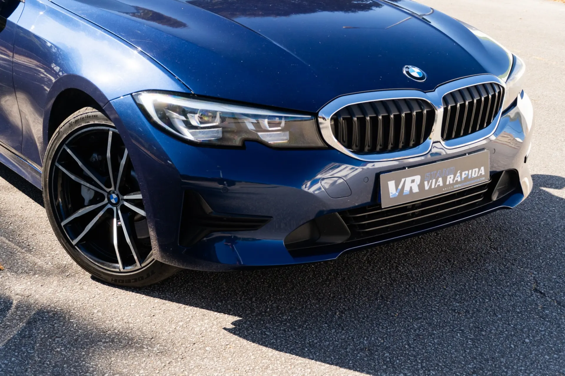 BMW 330 e 29