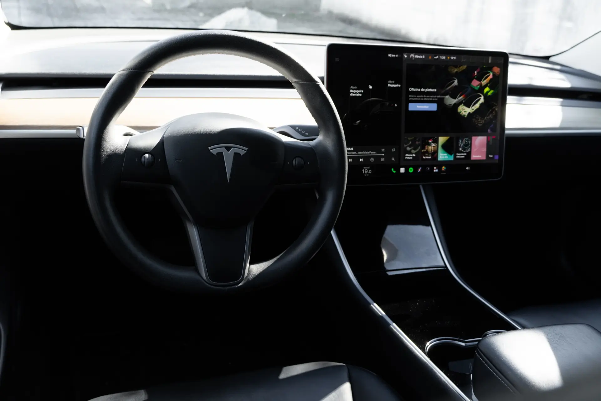 Tesla Model 3 Standard Range Plus RWD 7