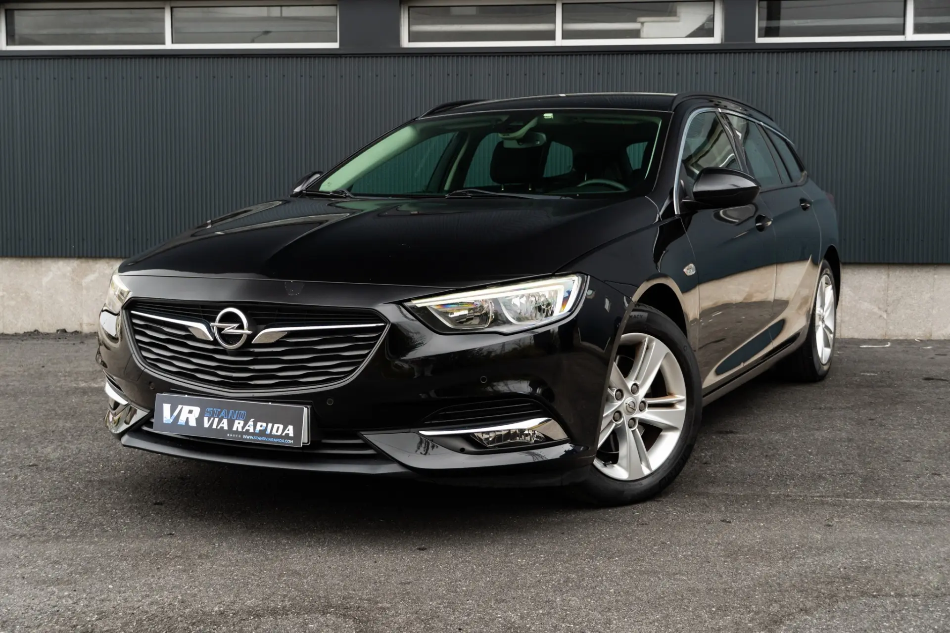 Opel Insignia Sports Tourer 1.6 CDTi Business Edition 1